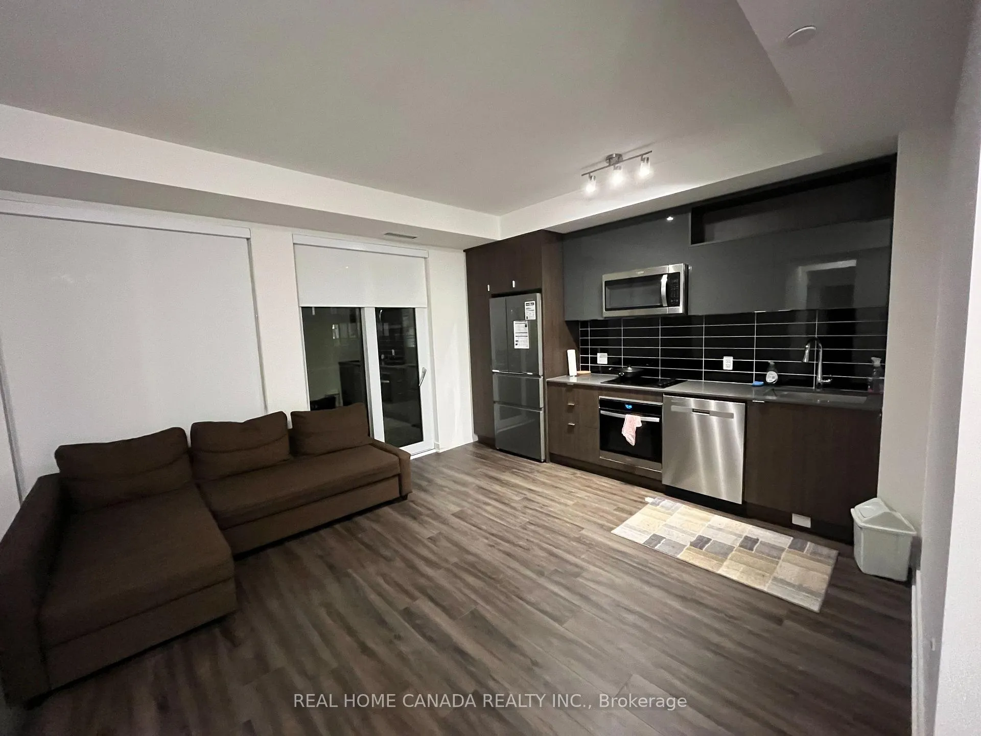 Photo 4 of Unit 2709-3, 70 Princess Street, Toronto, Waterfront Communities — HOMEH
