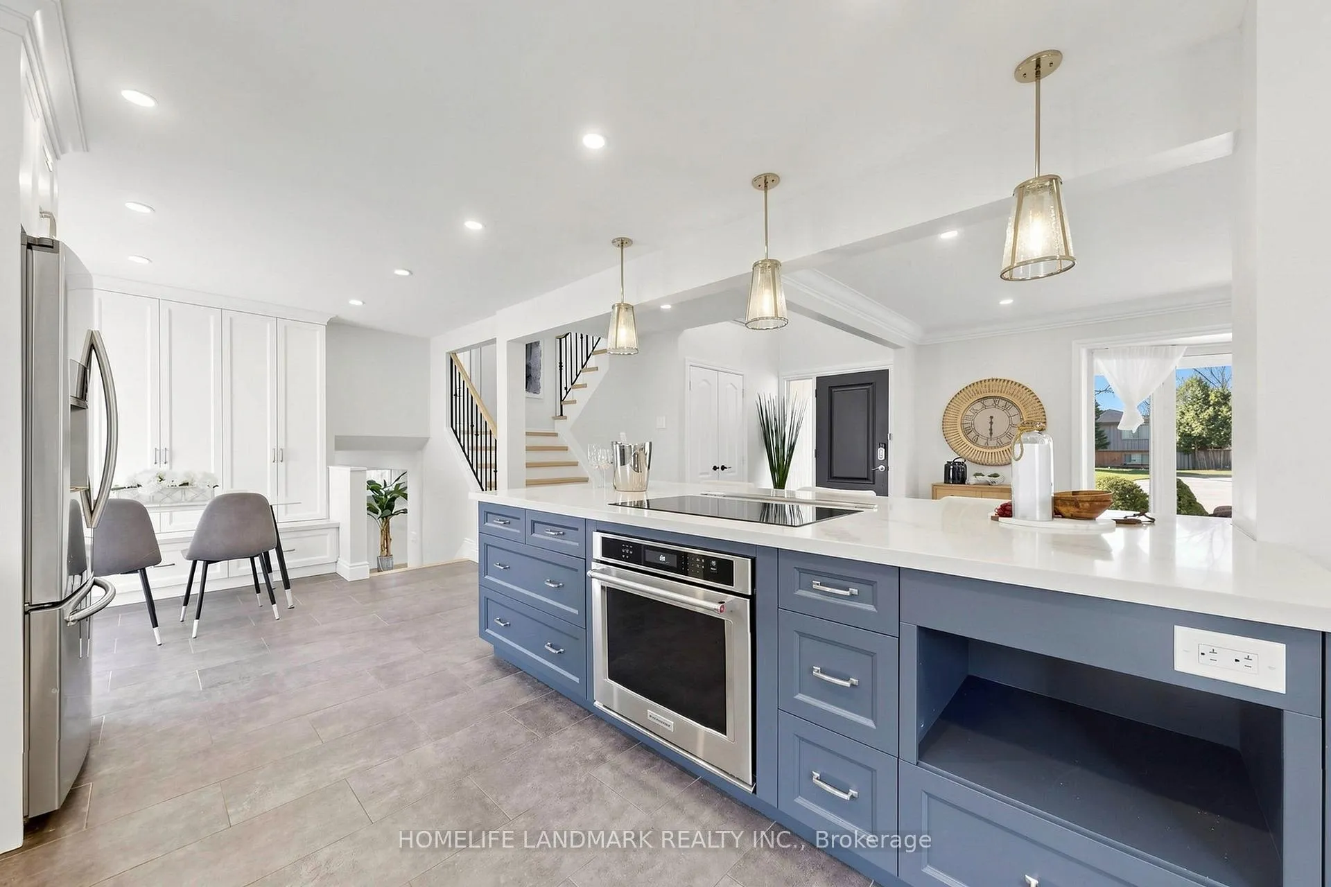 Photo 11 of 16 Worsley Court, Markham, Unionville — HOMEH