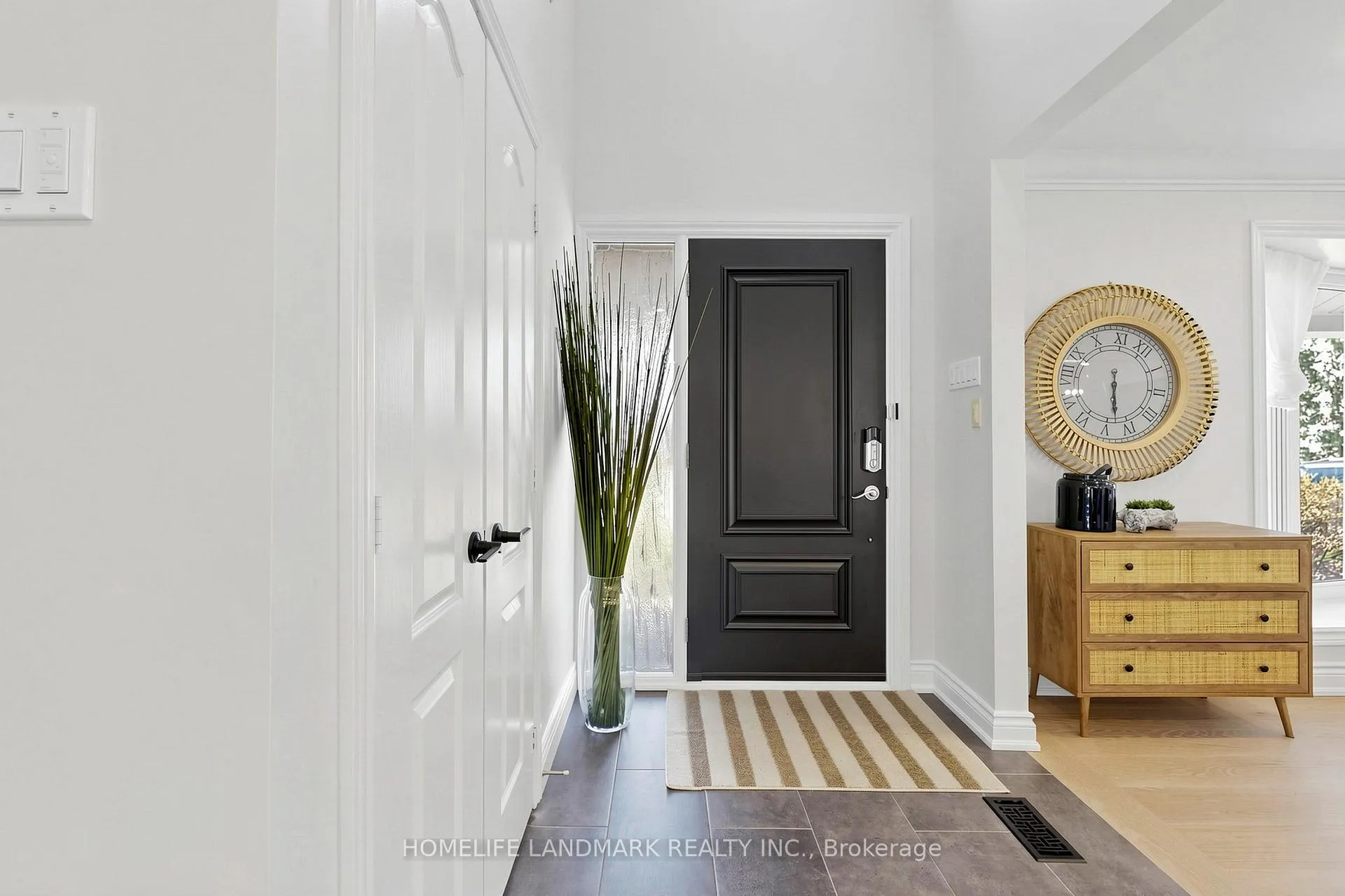 Photo 16 of 16 Worsley Court, Markham, Unionville — HOMEH