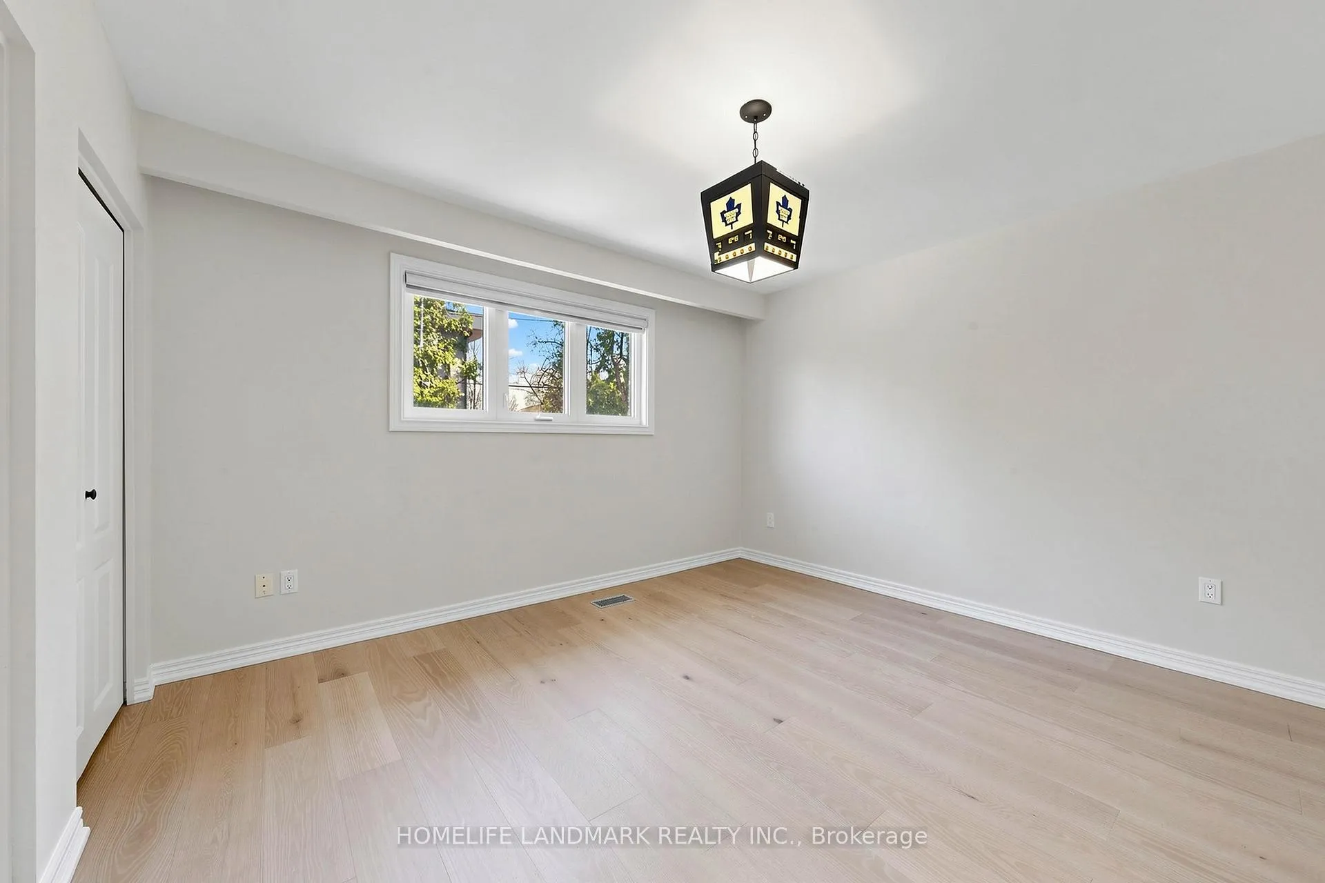 Photo 18 of 16 Worsley Court, Markham, Unionville — HOMEH