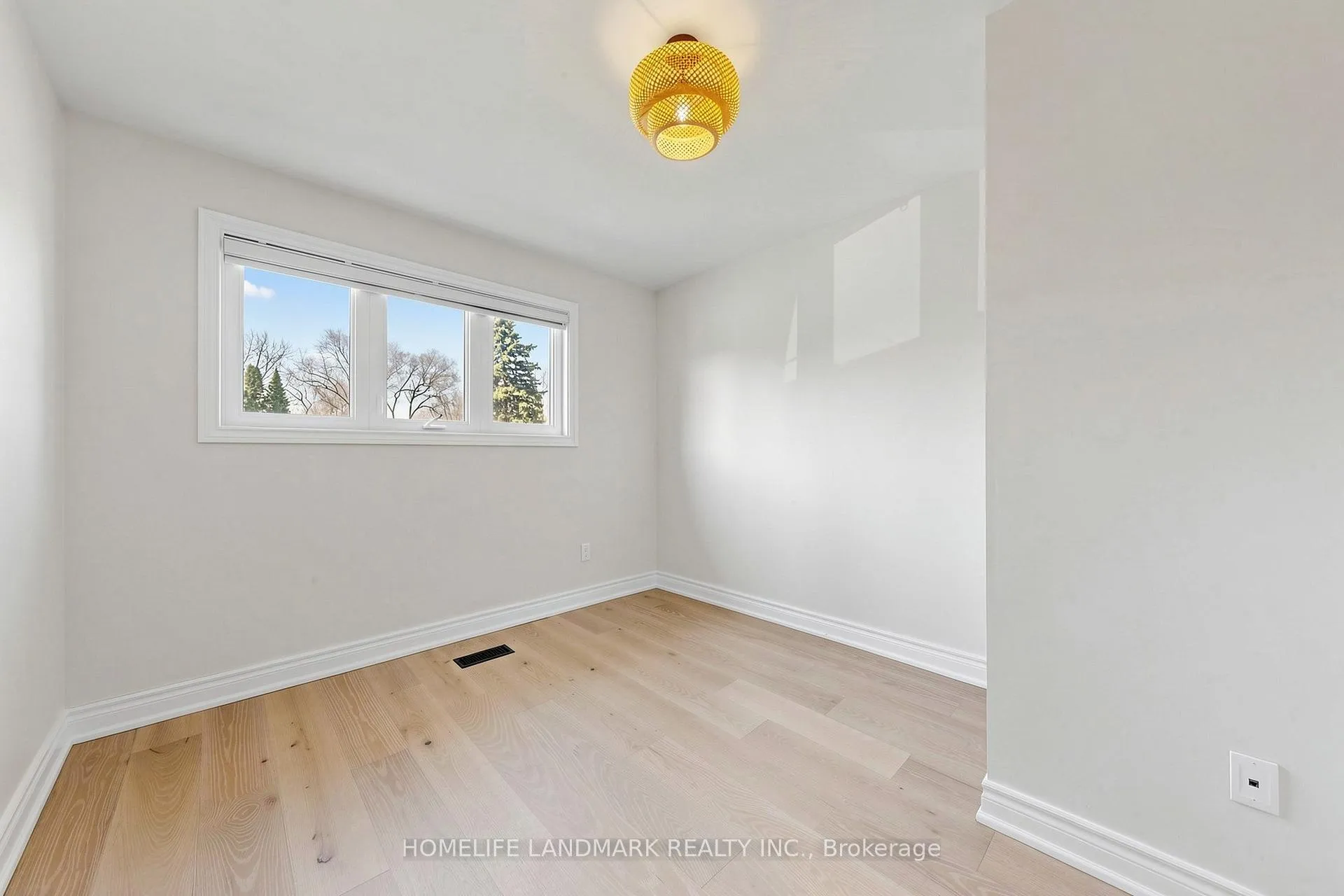 Photo 20 of 16 Worsley Court, Markham, Unionville — HOMEH