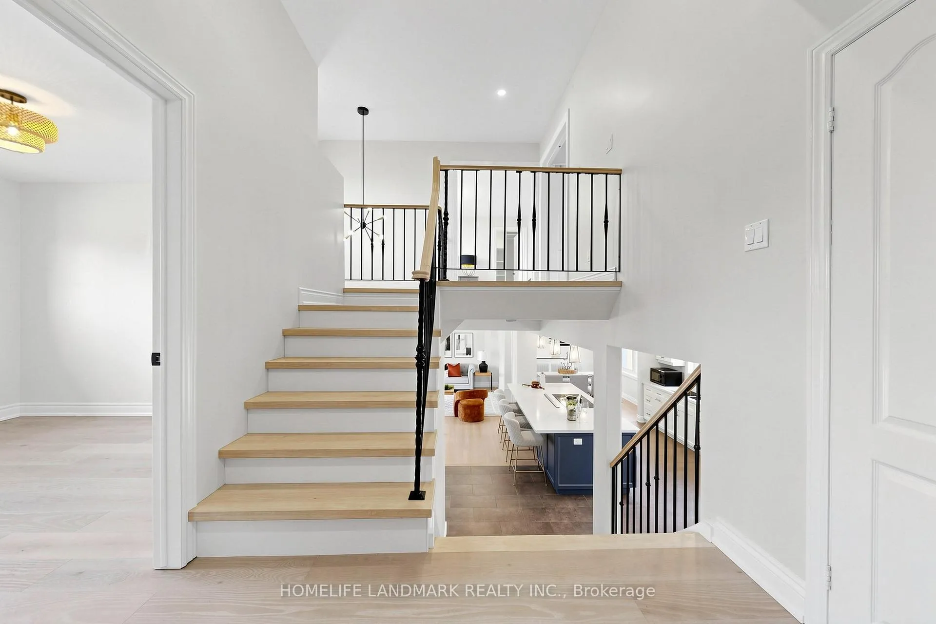 Photo 23 of 16 Worsley Court, Markham, Unionville — HOMEH