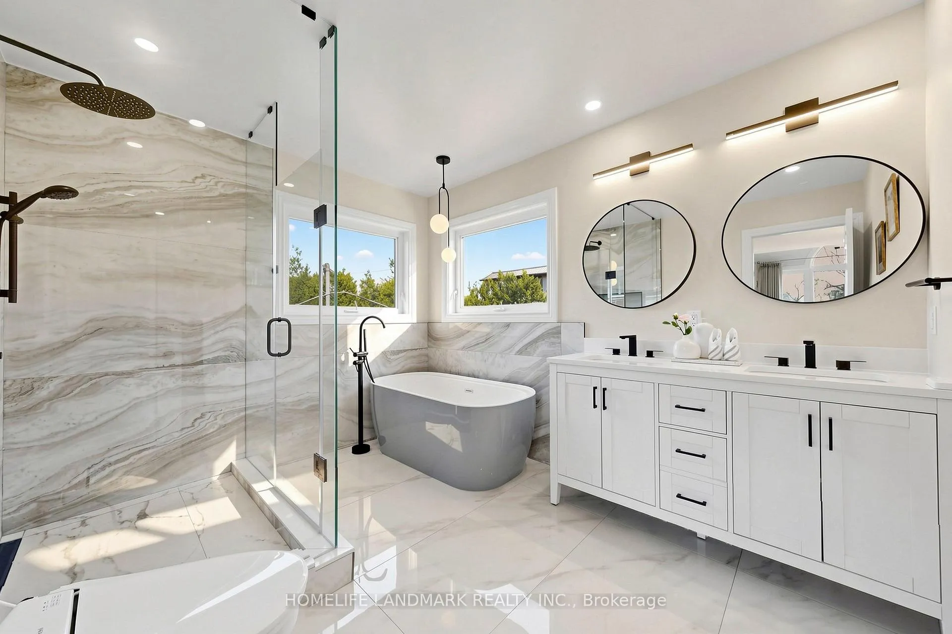 Photo 27 of 16 Worsley Court, Markham, Unionville — HOMEH