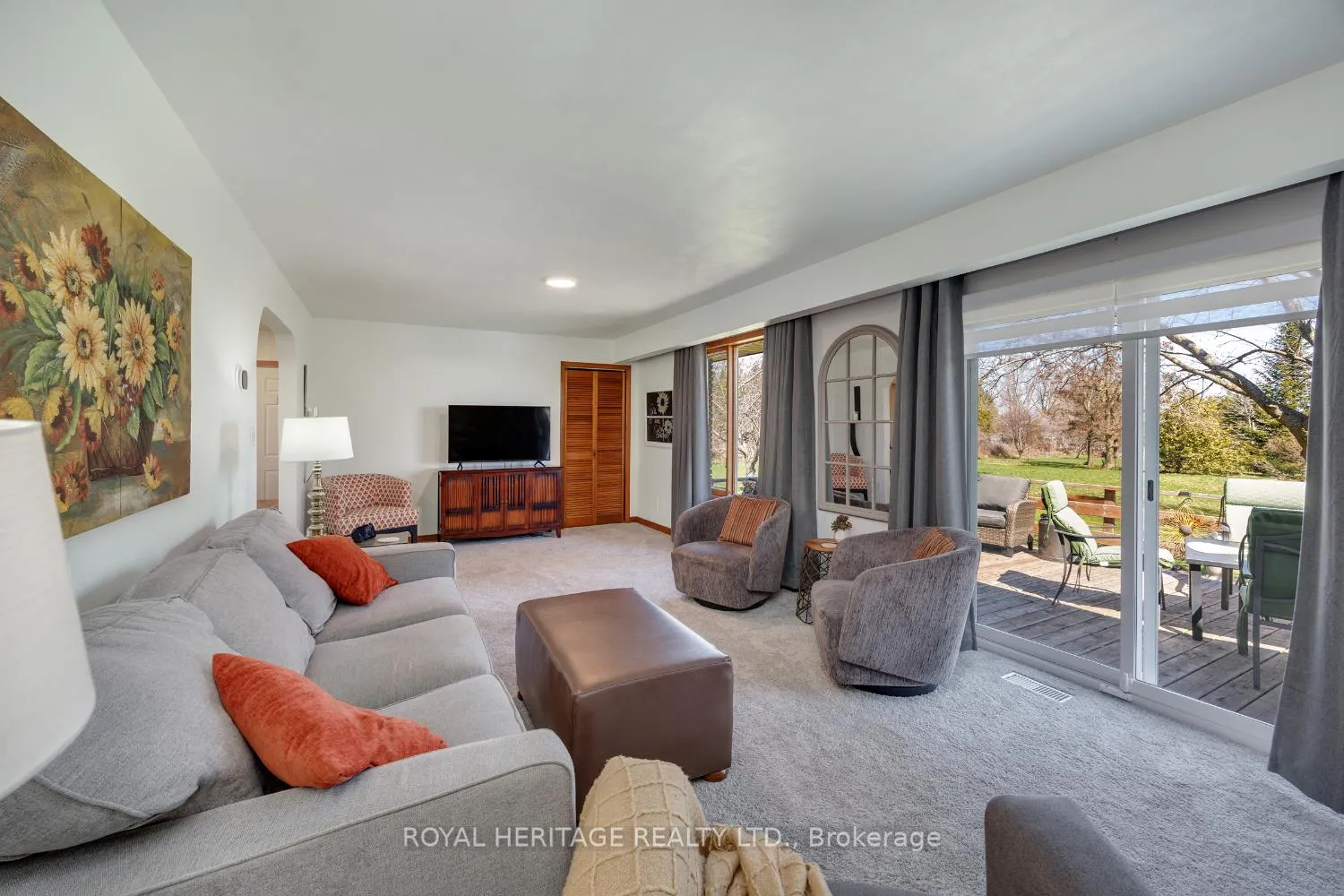 Photo 5 of 116 Beach Road, Kawartha Lakes, Ops — HOMEH
