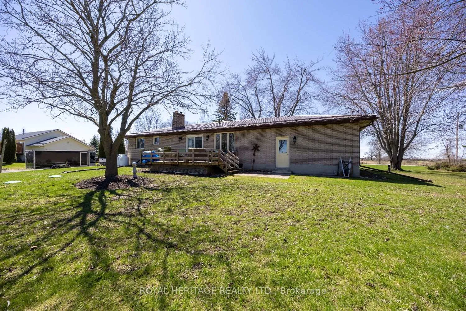 Photo 8 of 116 Beach Road, Kawartha Lakes, Ops — HOMEH
