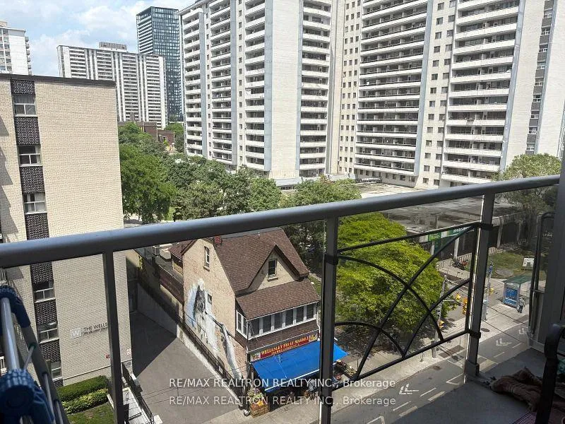 Photo 6 of Unit 709, 225 Wellesley Street E, Toronto, Cabbagetown-South St. James Town — HOMEH