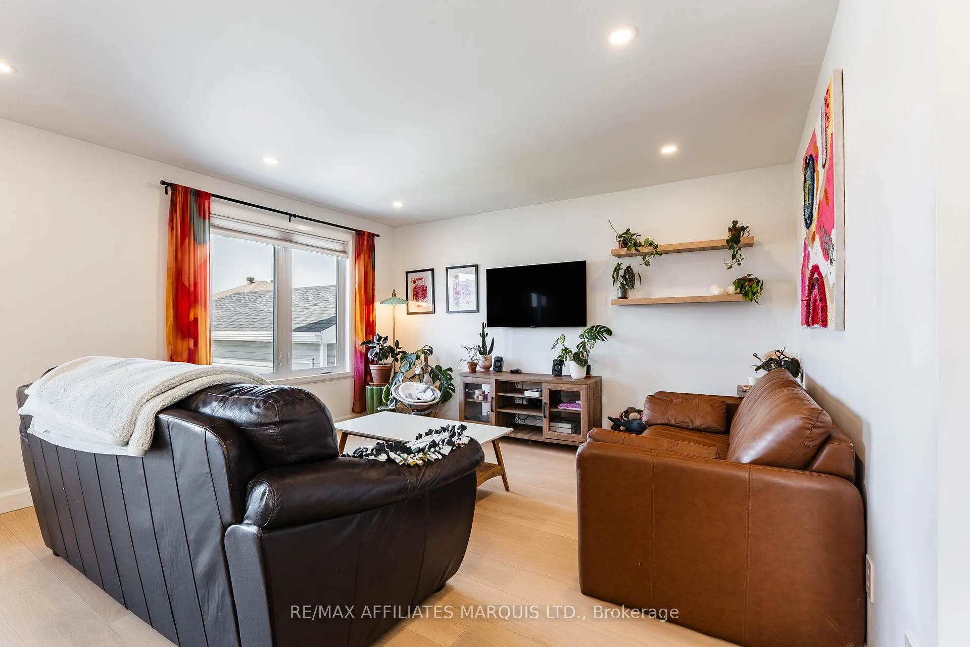 Photo 16 of 51 Forestdale Crescent, Cornwall — HOMEH