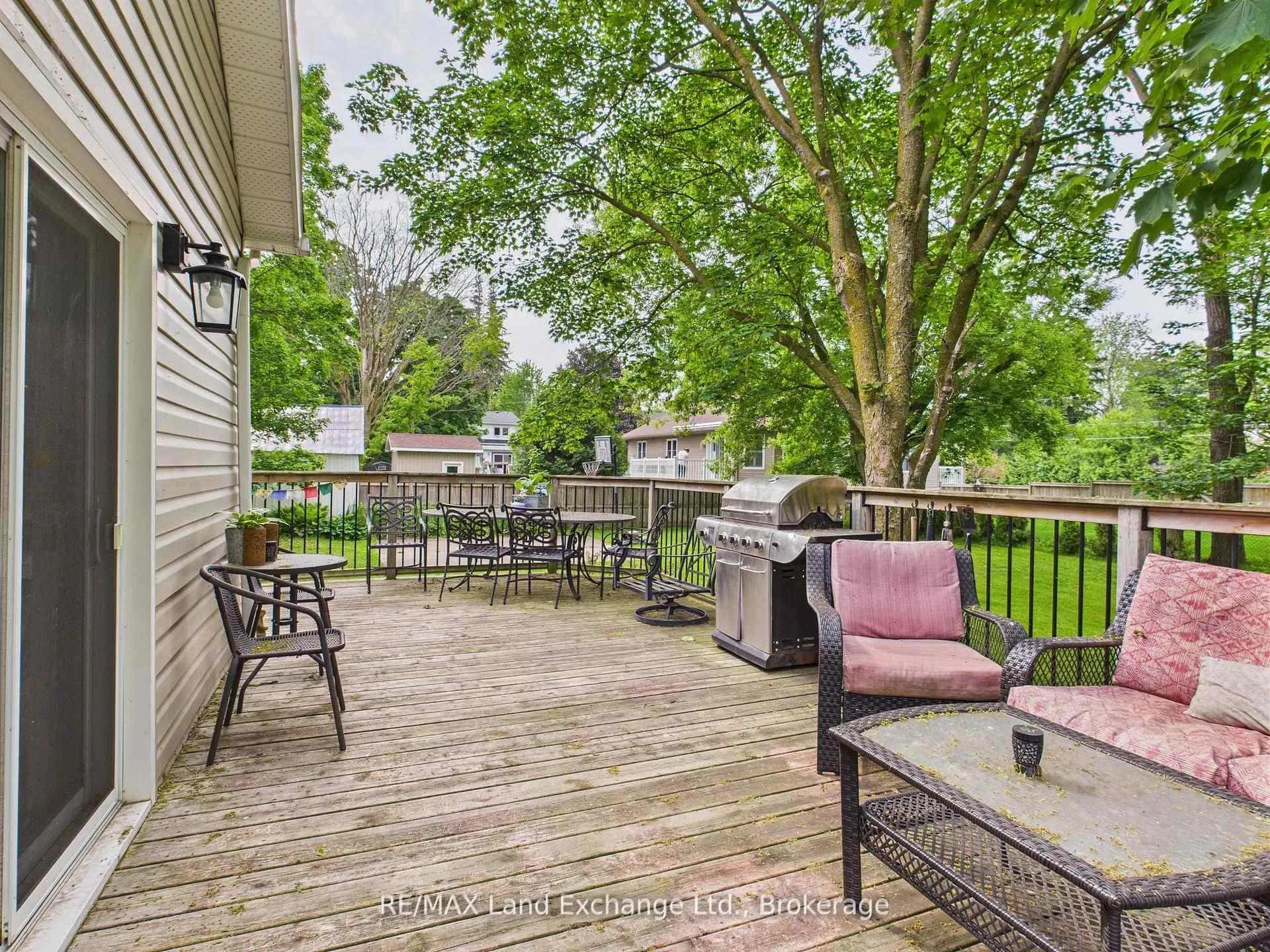 Photo 26 of 20 Queen Street, Huron-Kinloss — HOMEH