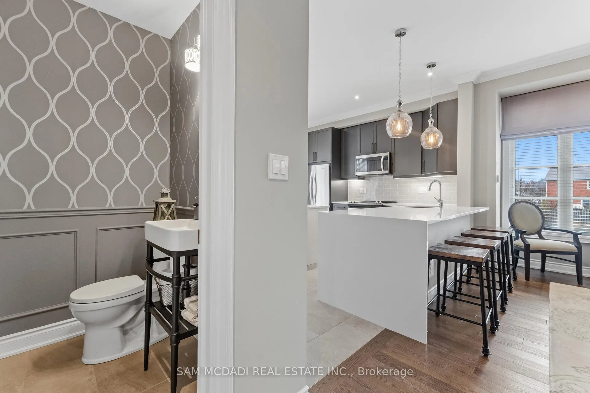 Photo 10 of 2029 Queensborough Gate, Mississauga, Central Erin Mills — HOMEH