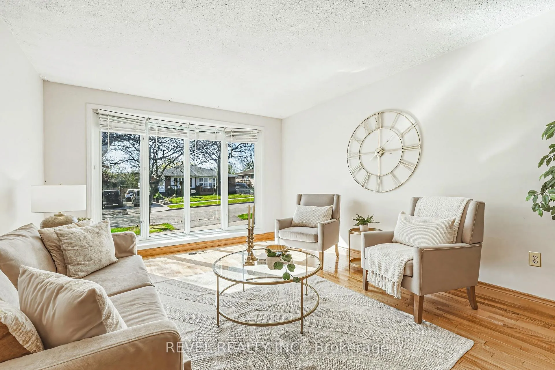 Photo 7 of 2360 Greenbank Trail, Burlington, Brant Hills — HOMEH
