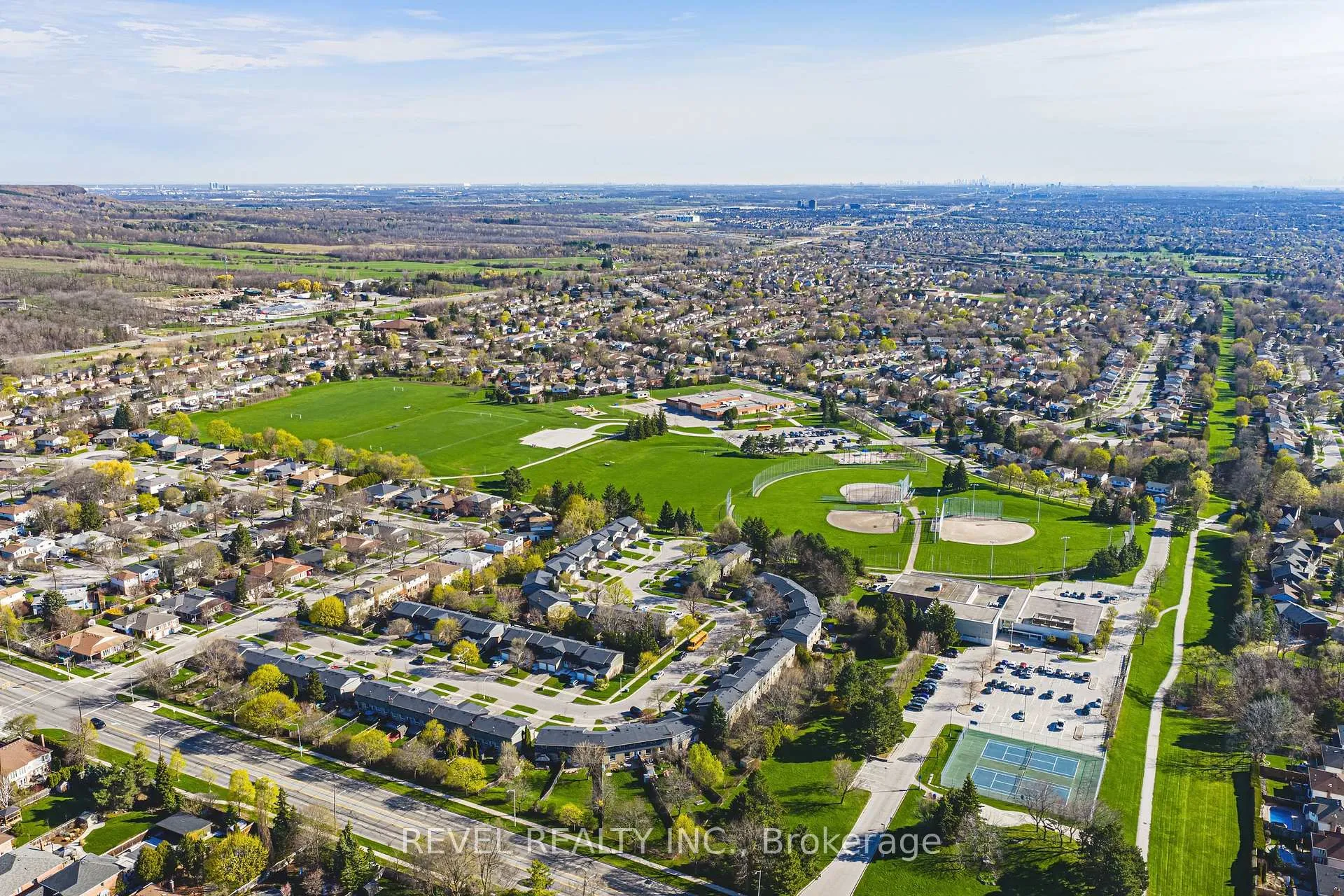Photo 42 of 2360 Greenbank Trail, Burlington, Brant Hills — HOMEH