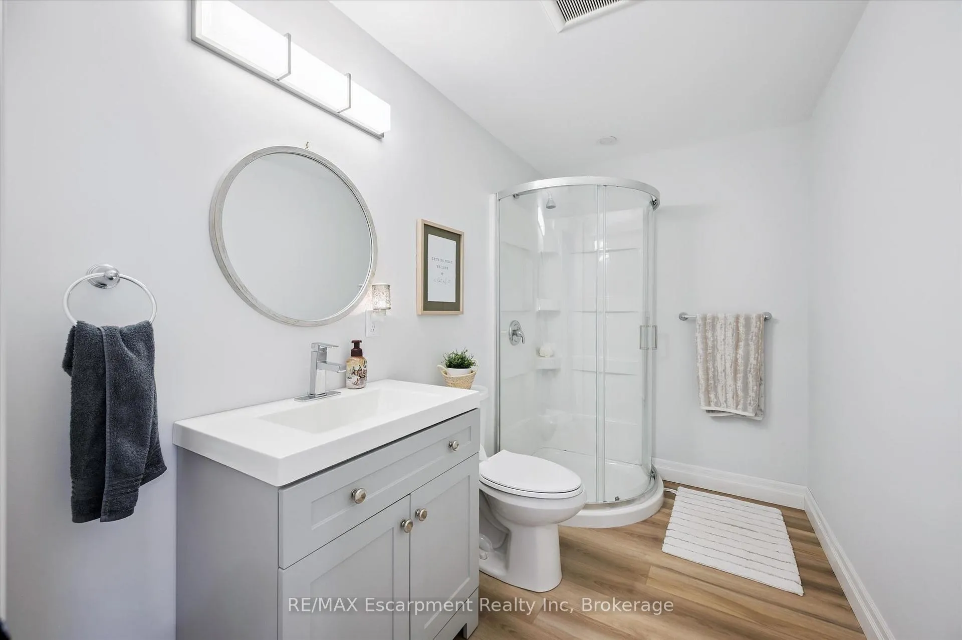 Photo 28 of 174 Hooper Street, St. Marys — HOMEH