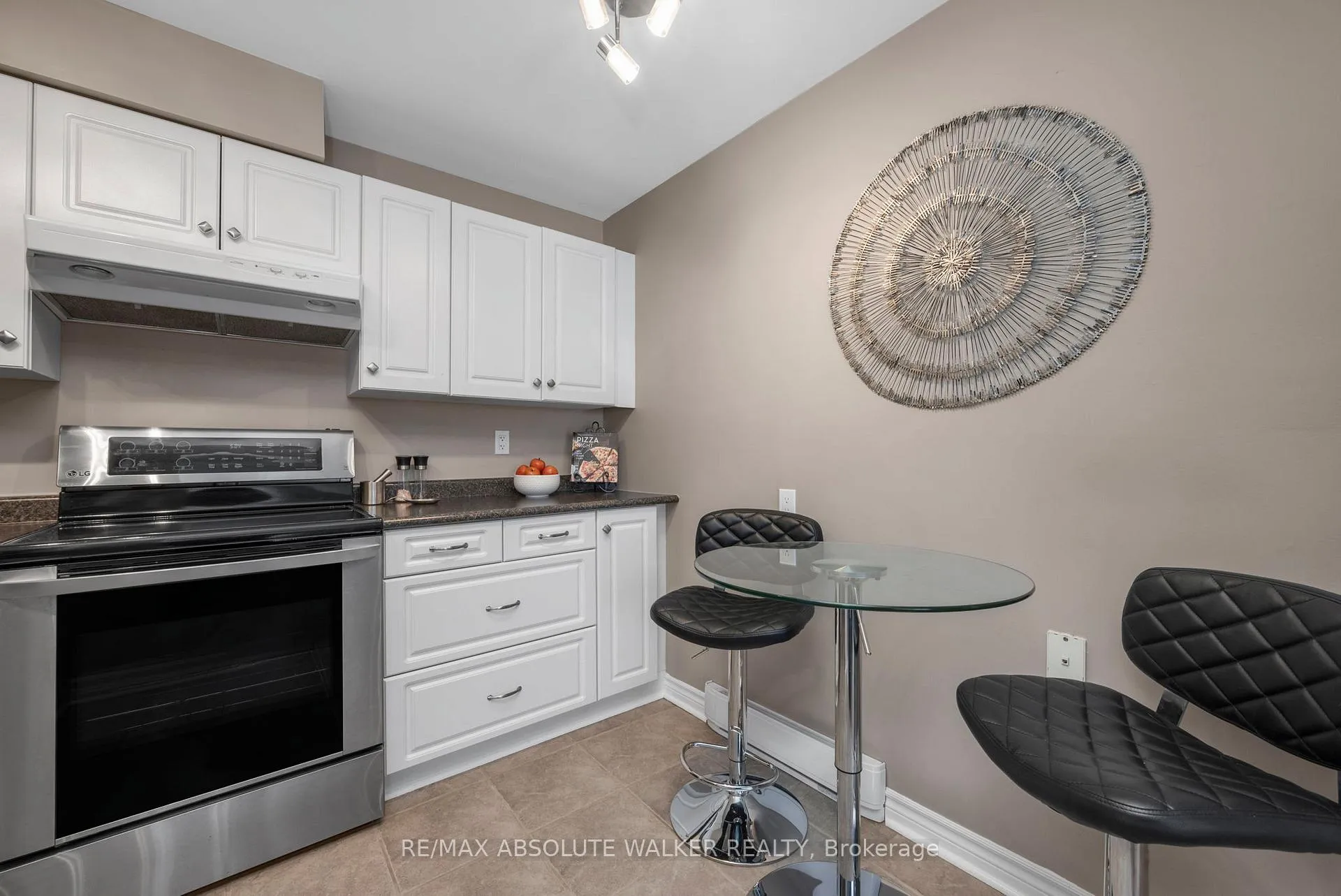 Photo 21 of Unit 38B, 782 St. Andre Drive, Ottawa, Hiawatha Park/Convent Glen — HOMEH