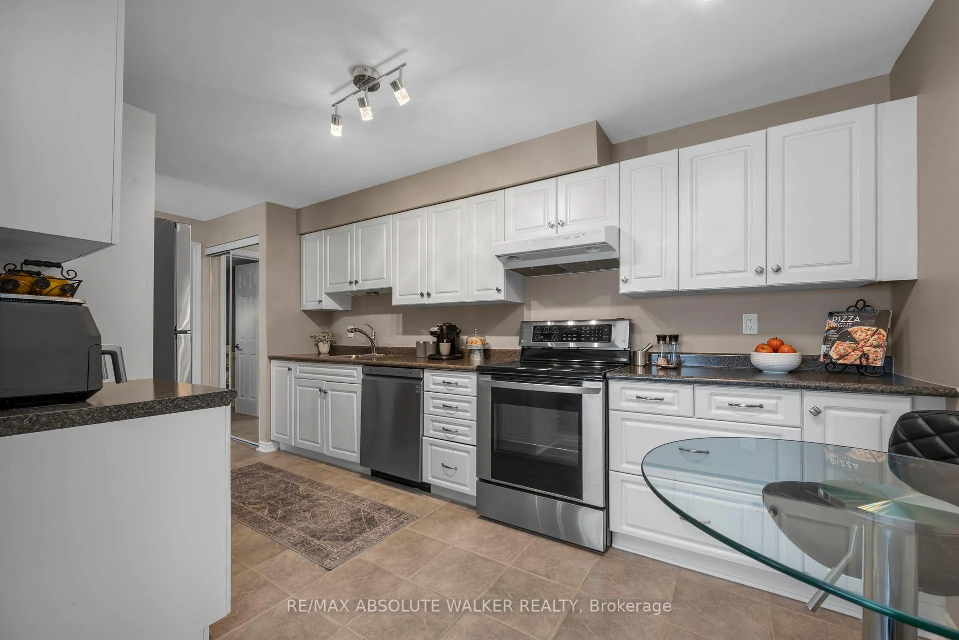 Photo 22 of Unit 38B, 782 St. Andre Drive, Ottawa, Hiawatha Park/Convent Glen — HOMEH