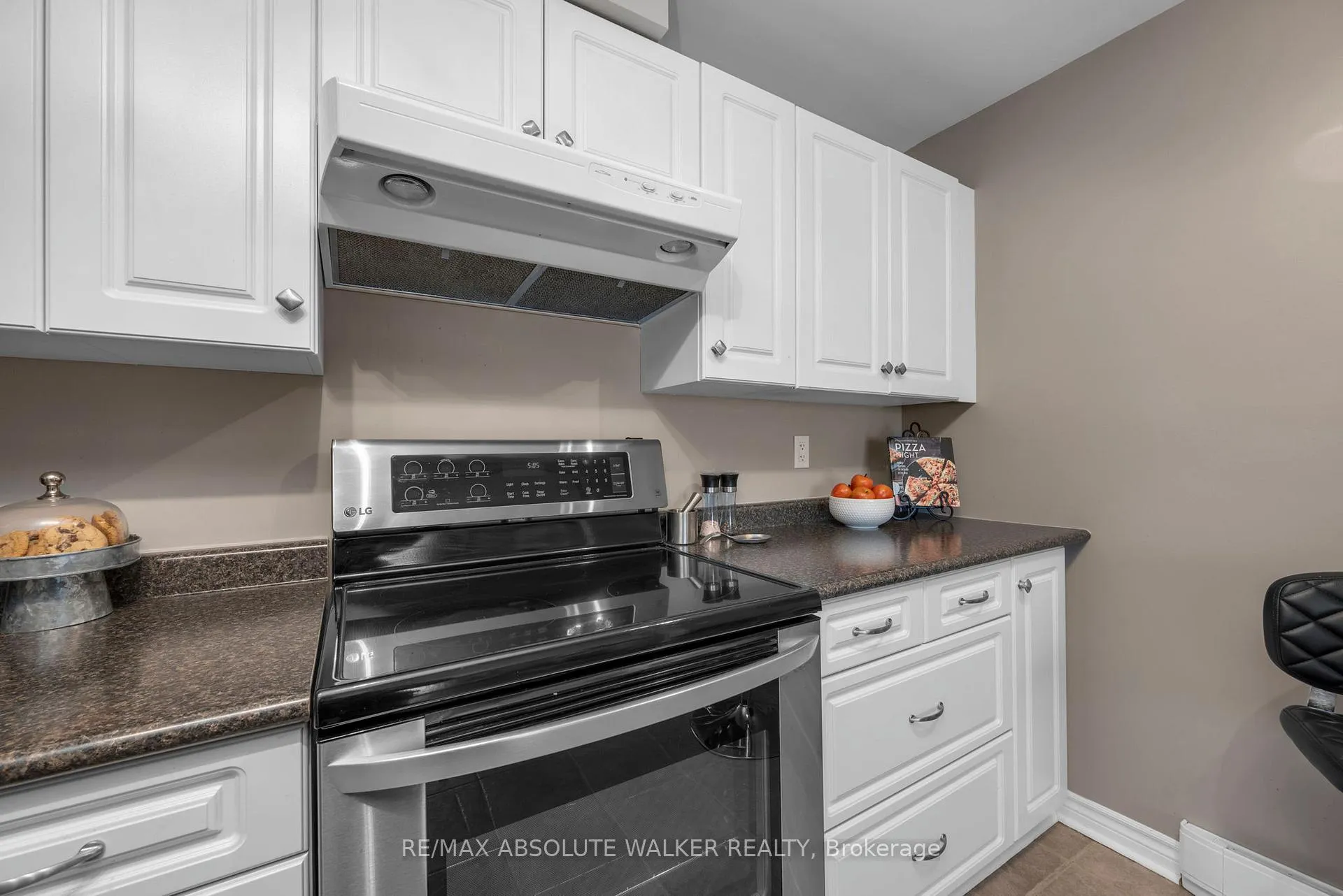 Photo 23 of Unit 38B, 782 St. Andre Drive, Ottawa, Hiawatha Park/Convent Glen — HOMEH