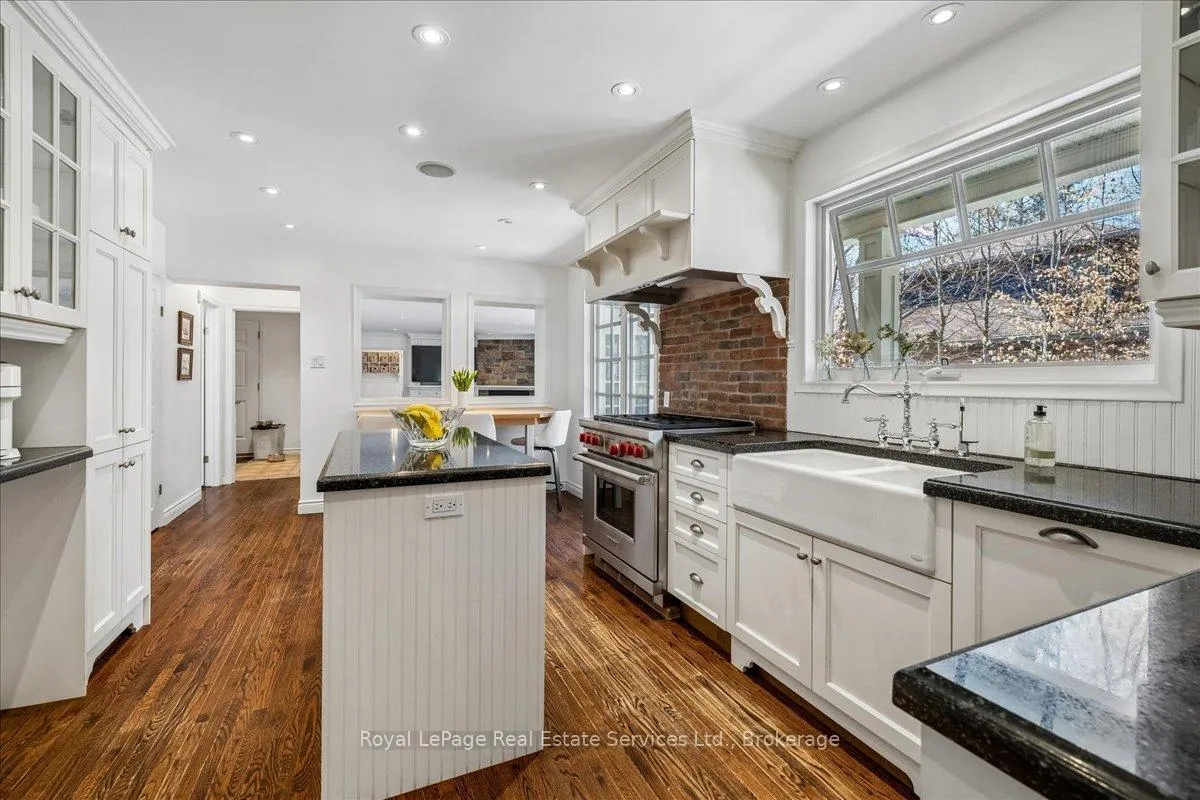 Photo 9 of 445 MacDonald Road, Oakville, Old Oakville — HOMEH
