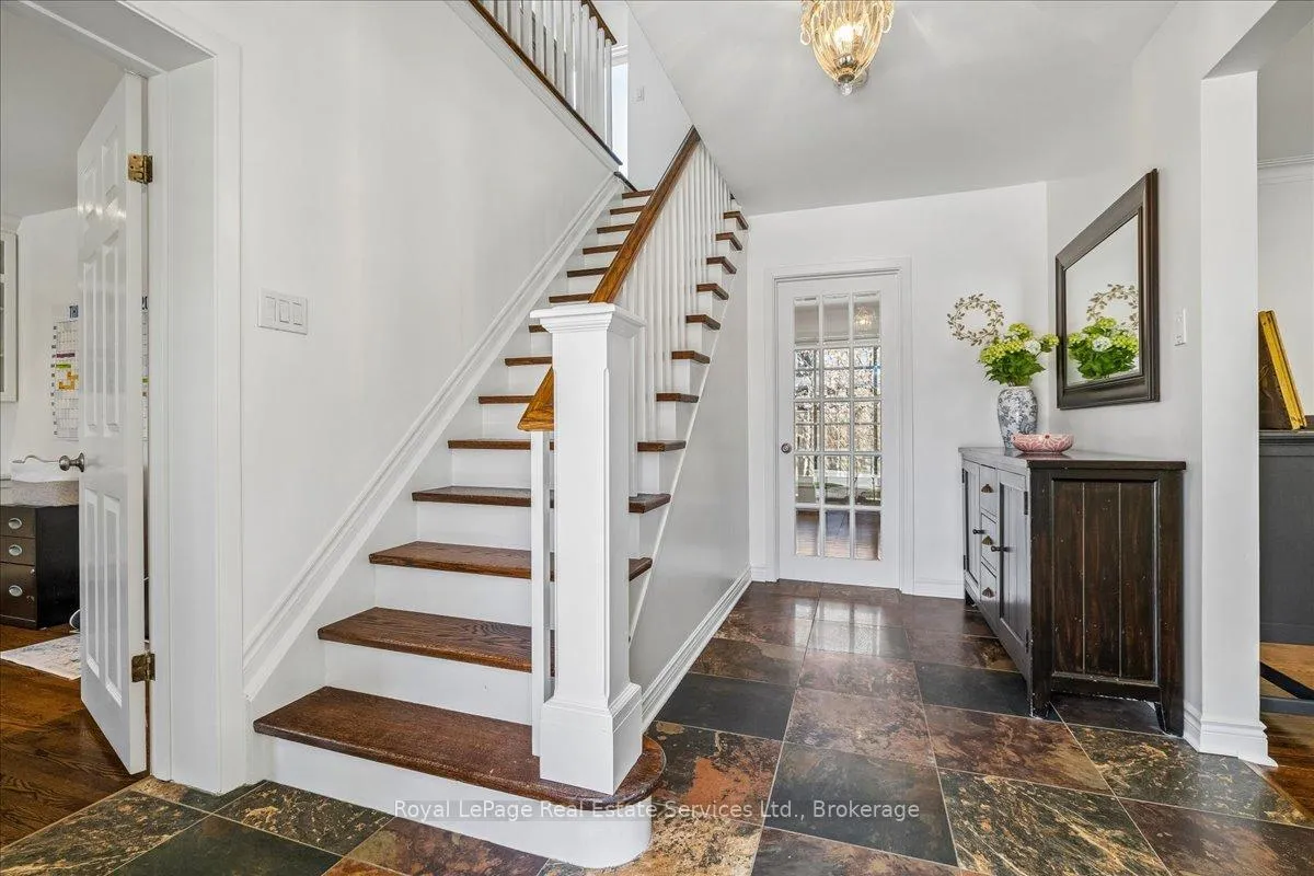 Photo 17 of 445 MacDonald Road, Oakville, Old Oakville — HOMEH