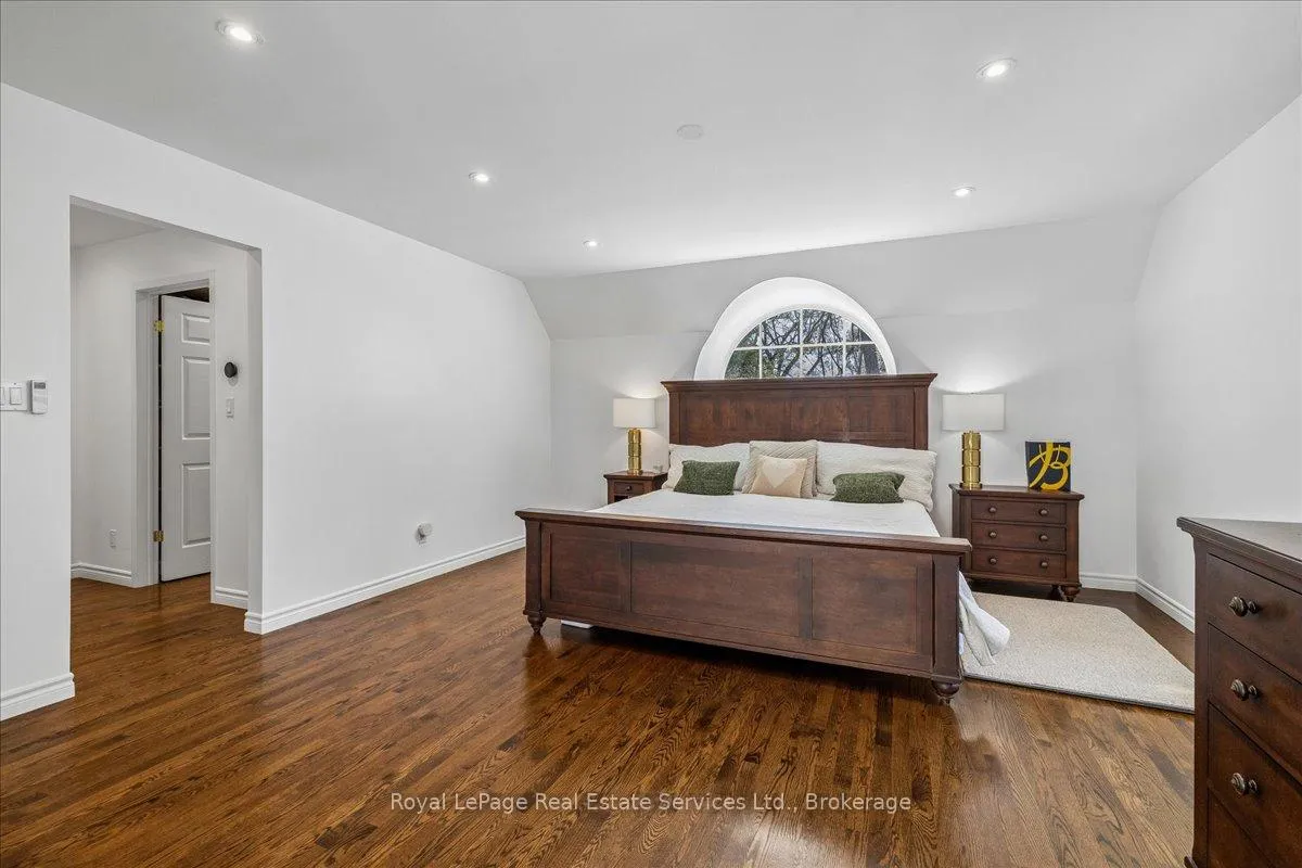 Photo 20 of 445 MacDonald Road, Oakville, Old Oakville — HOMEH
