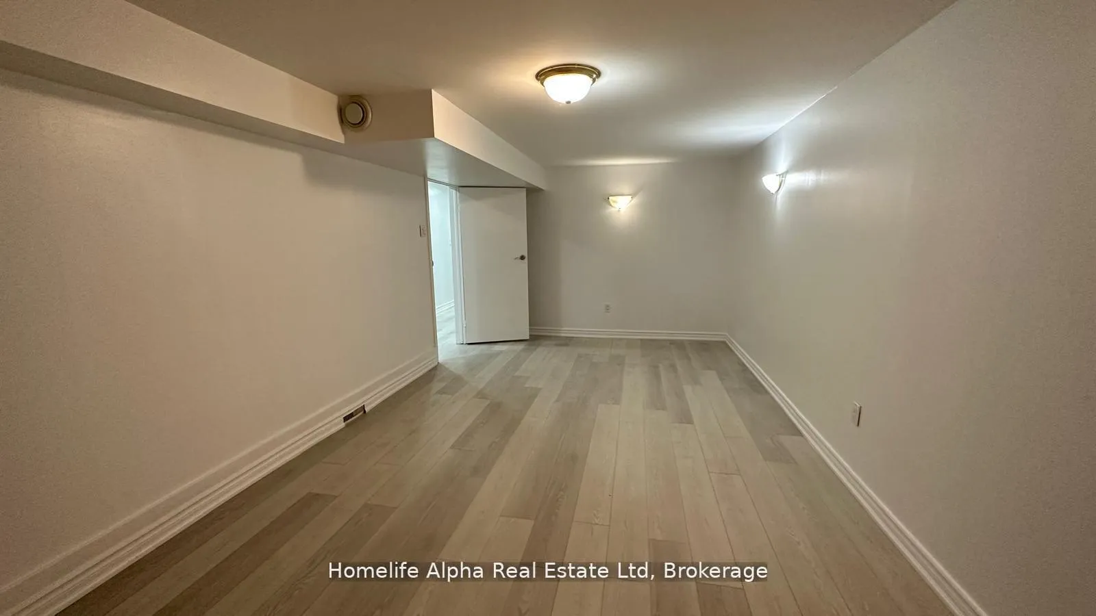 Photo 4 of Unit Basement, 865 Hillcrest Road S, Pickering, West Shore — HOMEH