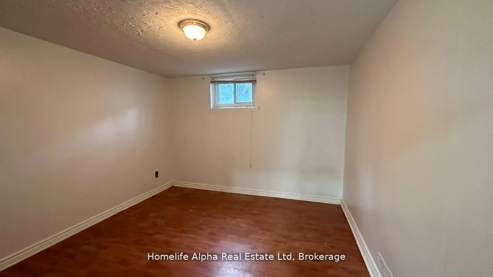Photo 6 of Unit Basement, 865 Hillcrest Road S, Pickering, West Shore — HOMEH
