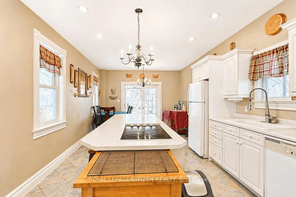 Photo 8 of 207 Barrie Street, Essa, Thornton — HOMEH
