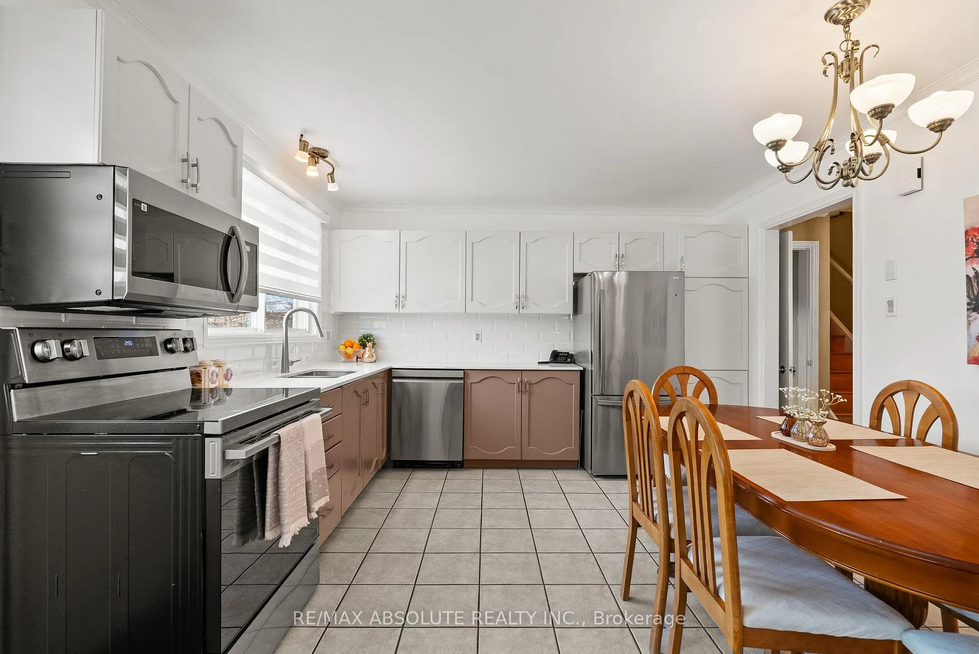 Photo 14 of 260 Allan Drive, Arnprior — HOMEH