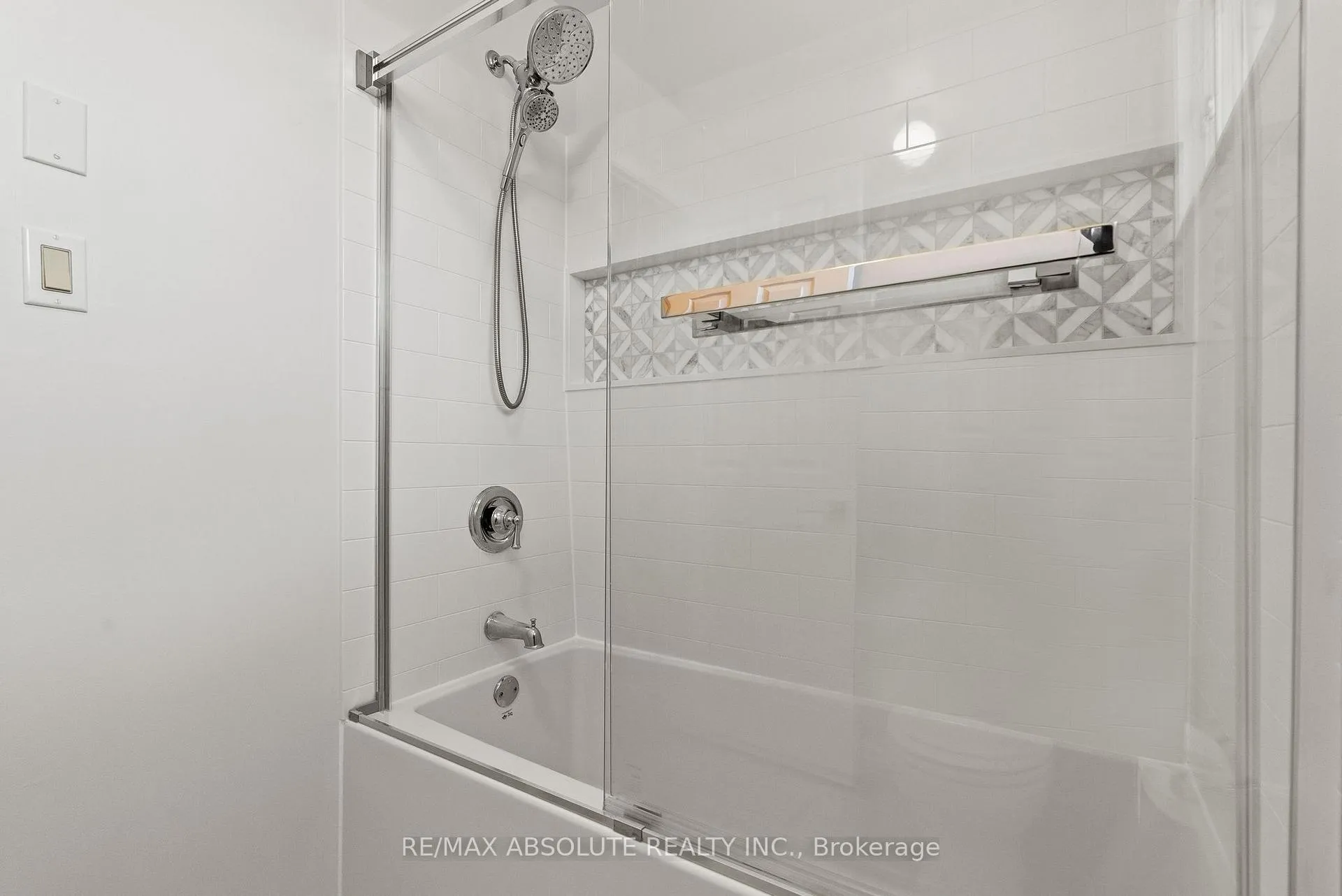 Photo 28 of 260 Allan Drive, Arnprior — HOMEH