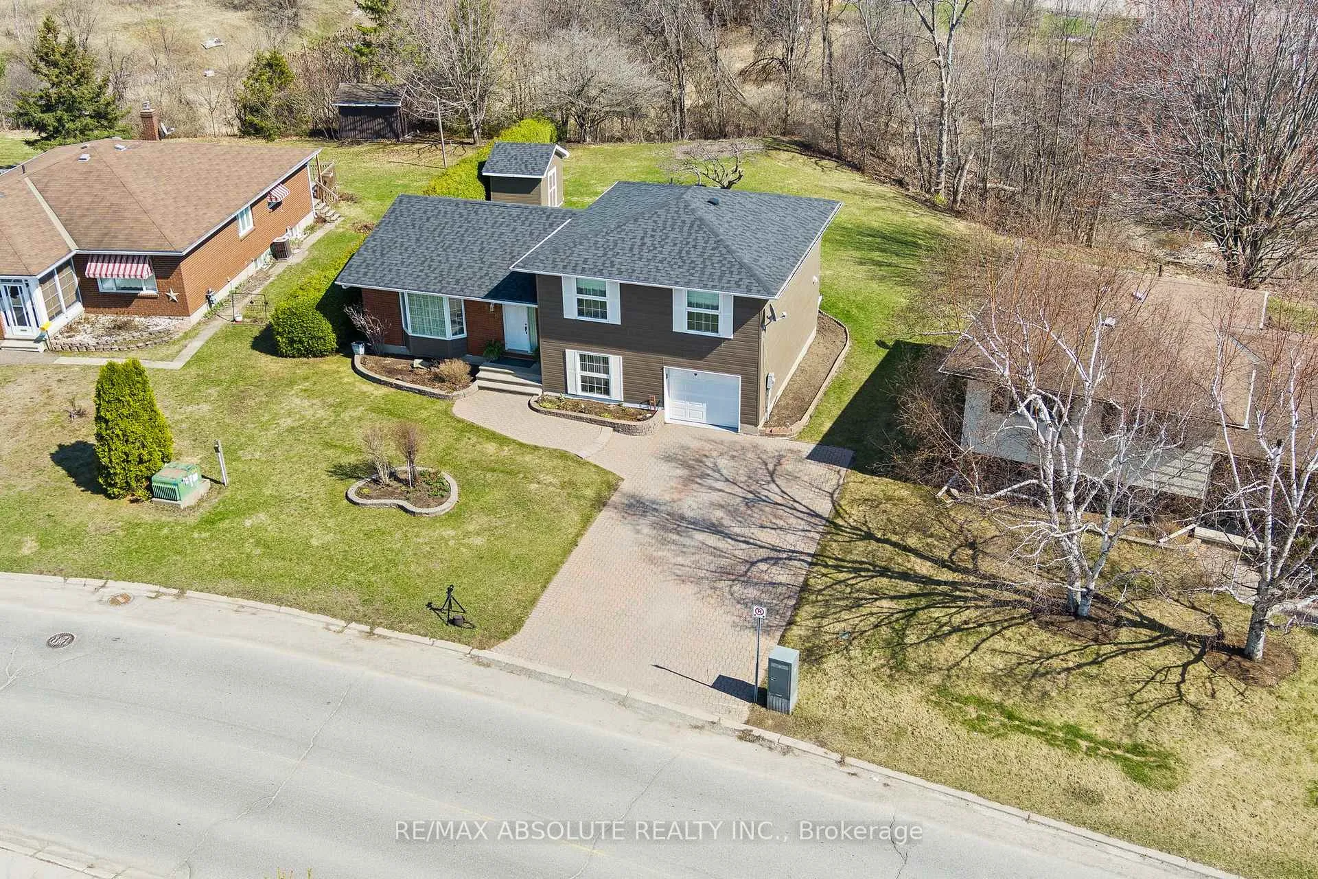 Photo 49 of 260 Allan Drive, Arnprior — HOMEH