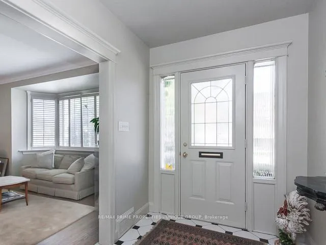 Photo 5 of 51 Carmichael Avenue, Toronto, Bedford Park-Nortown — HOMEH
