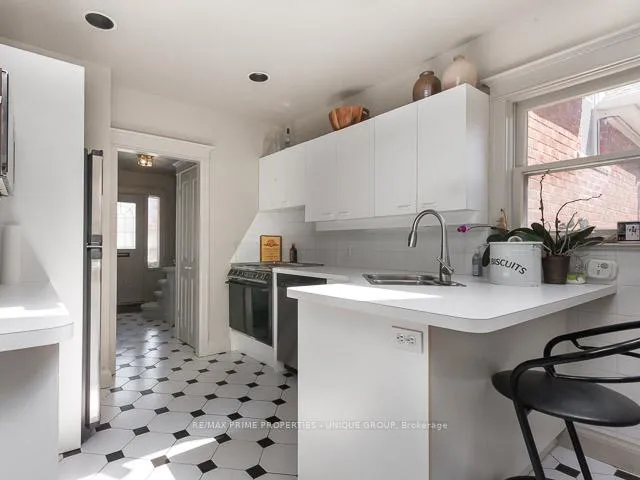 Photo 13 of 51 Carmichael Avenue, Toronto, Bedford Park-Nortown — HOMEH