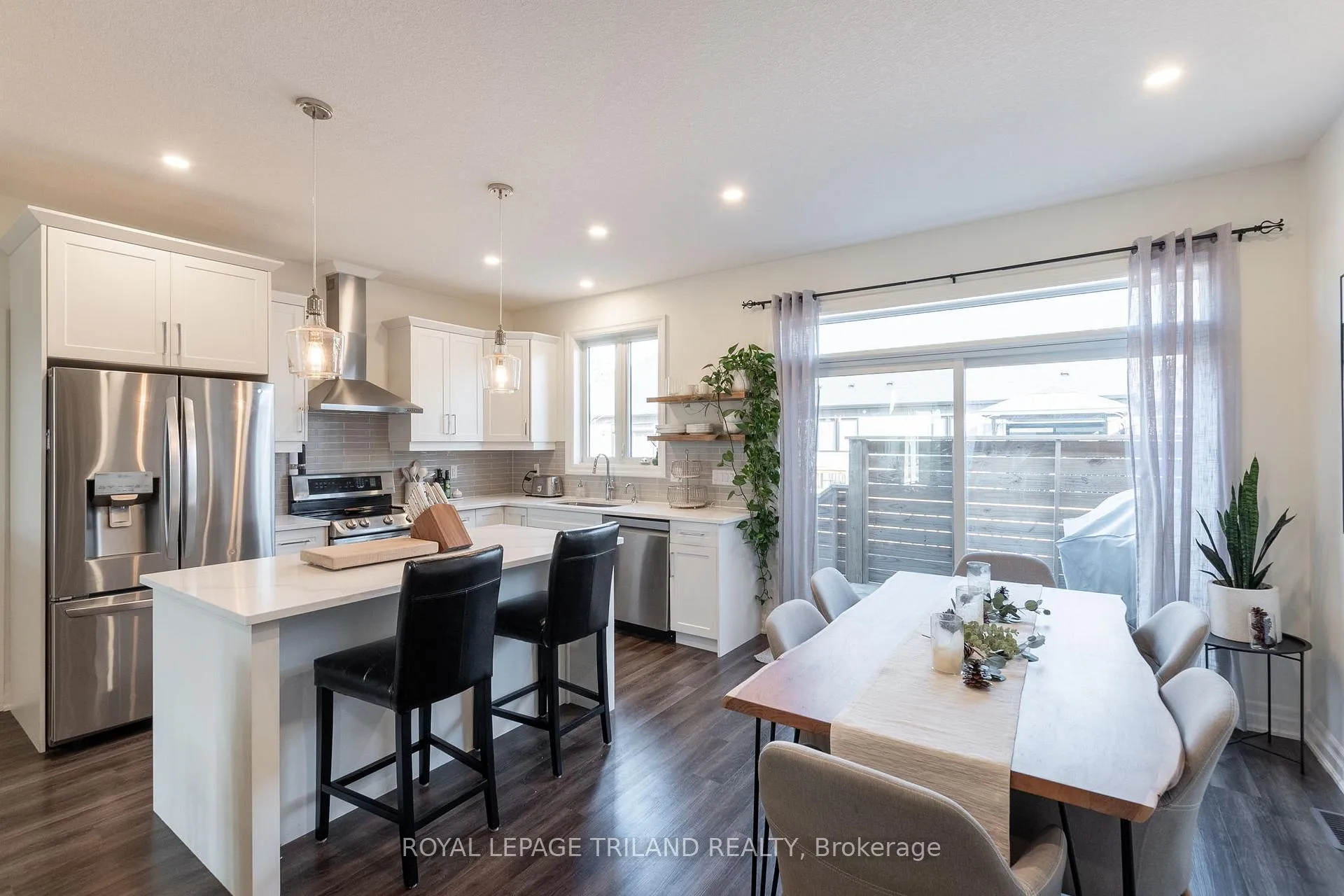 Photo 6 of Unit 102, 9861 Glendon Drive, Middlesex Centre, Komoka — HOMEH