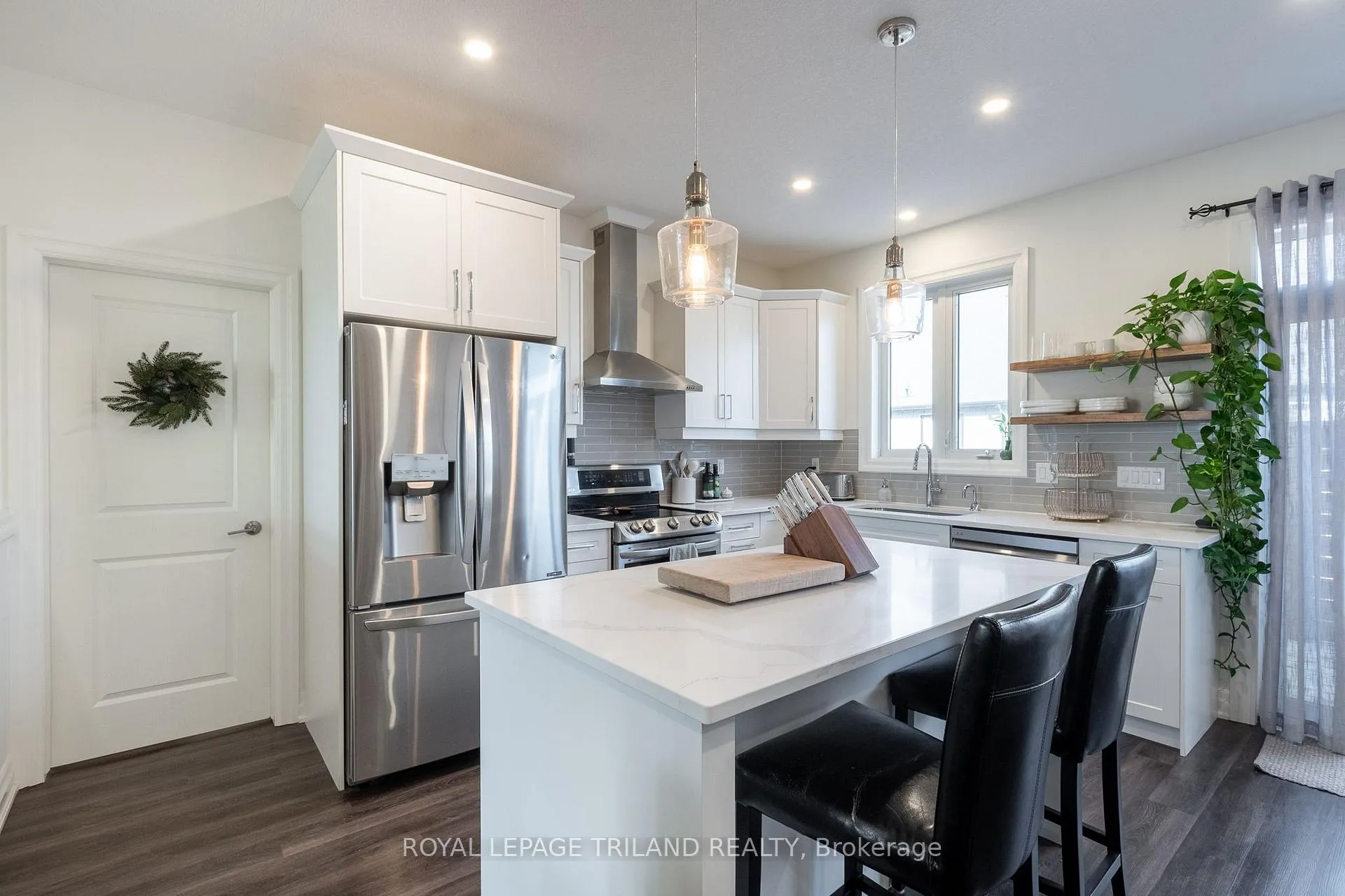 Photo 8 of Unit 102, 9861 Glendon Drive, Middlesex Centre, Komoka — HOMEH