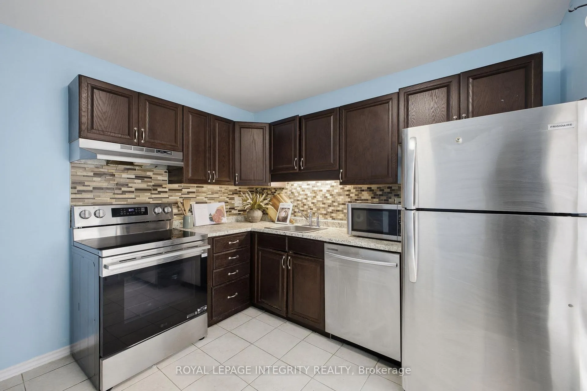 Photo 13 of Unit 42, 1758 Trappist Lane, Ottawa, Convent Glen South — HOMEH