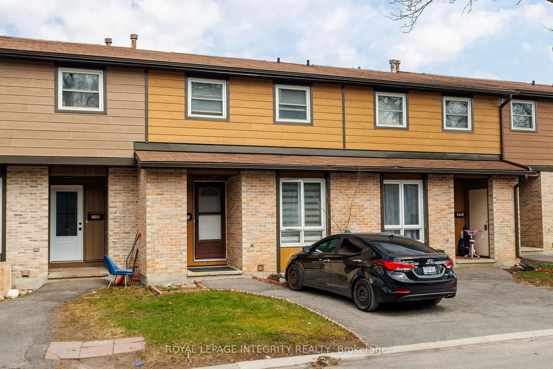 Photo 48 of Unit 42, 1758 Trappist Lane, Ottawa, Convent Glen South — HOMEH
