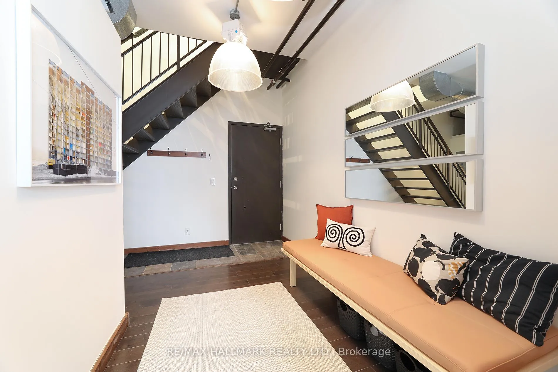 Photo 2 of Unit 7, 189 Queen Street E, Toronto, Moss Park — HOMEH