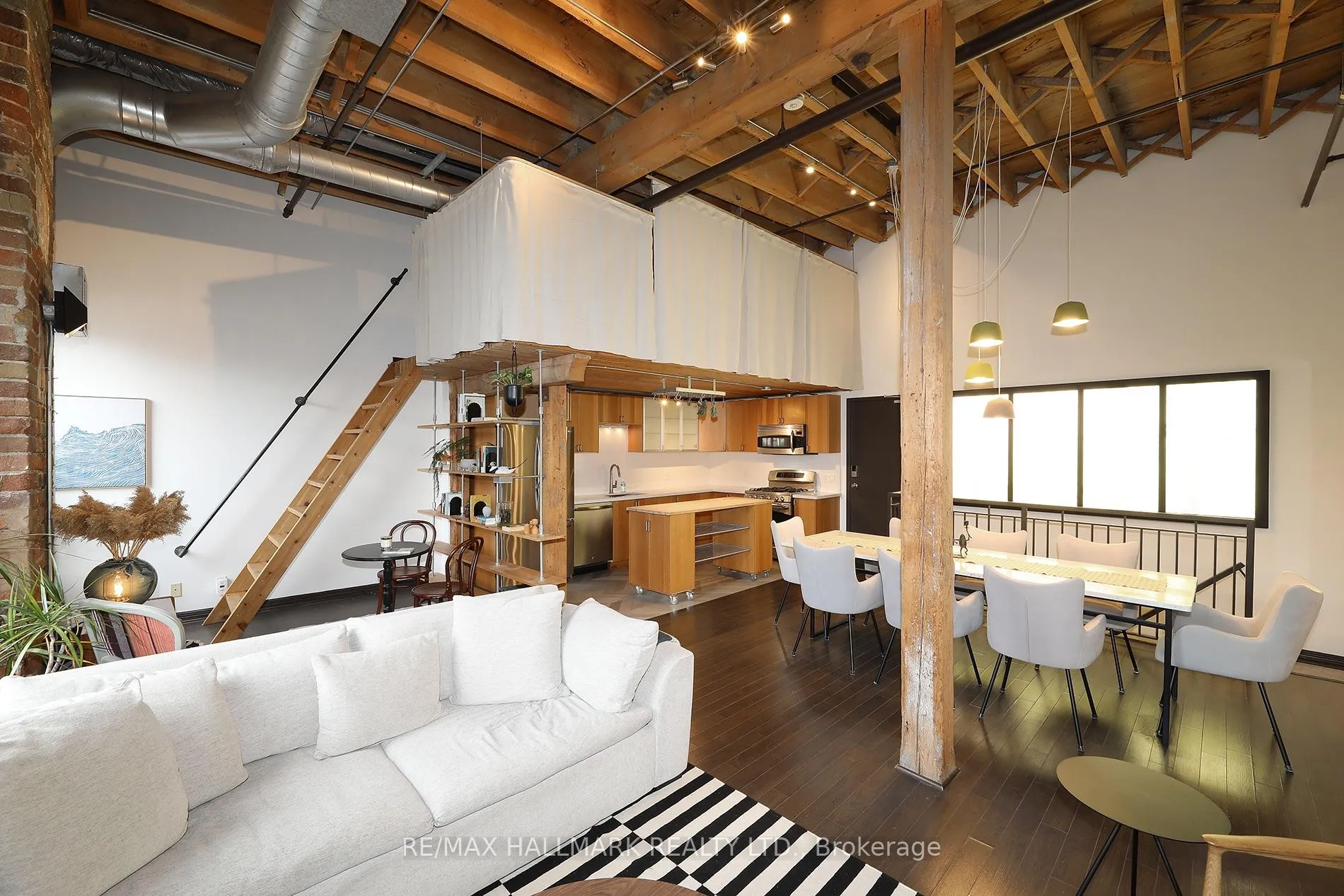 Photo 25 of Unit 7, 189 Queen Street E, Toronto, Moss Park — HOMEH