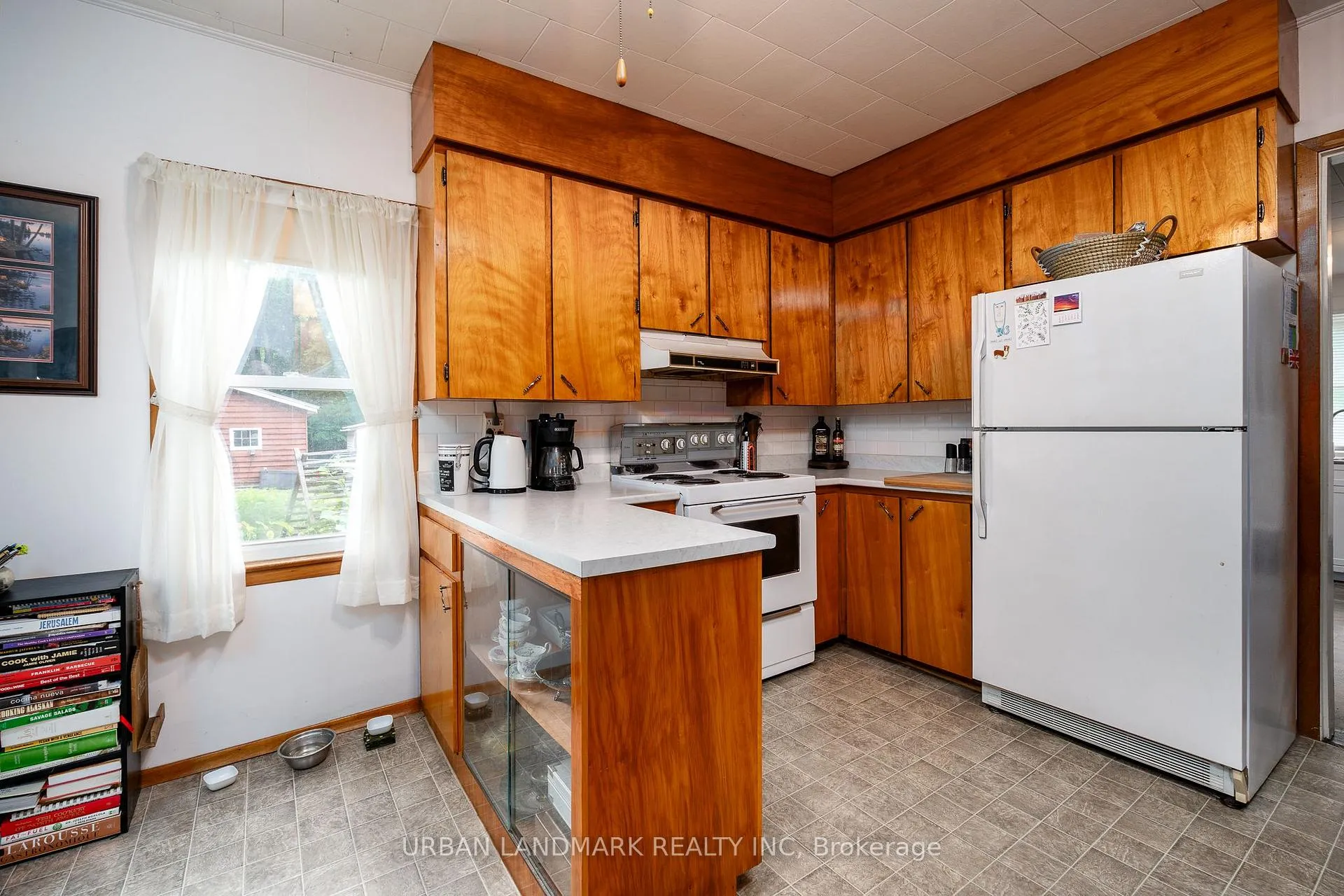 Photo 7 of 41 Dingman Street, Madoc — HOMEH
