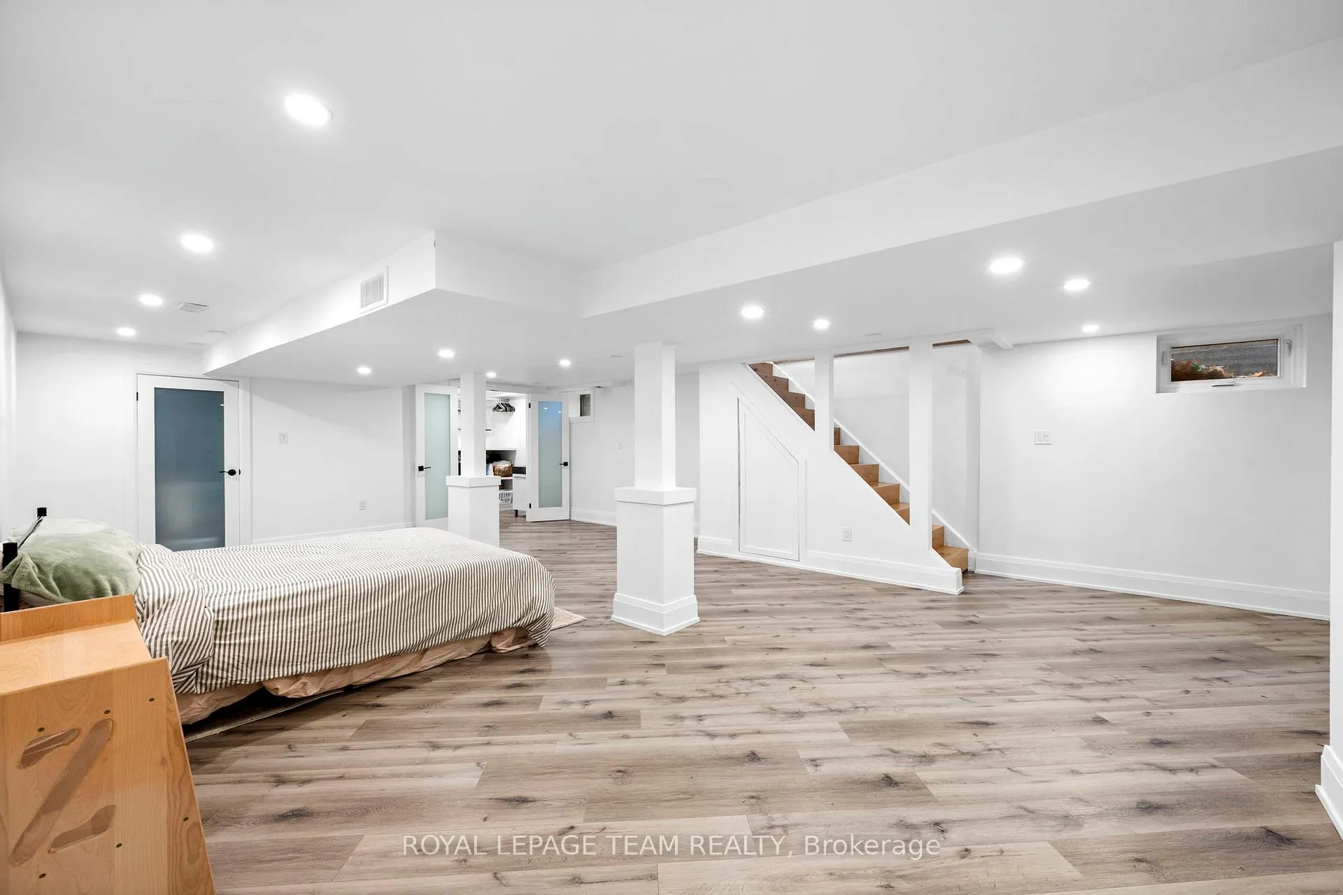 Photo 39 of 185 Lacroix Avenue, Ottawa, Bilberry Creek/Queenswood Heights — HOMEH