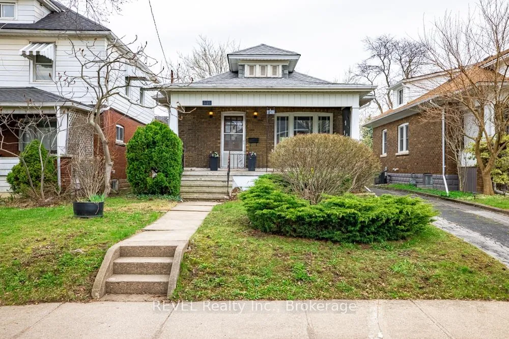 Photo 3 of 5176 Willmott Street, Niagara Falls, Cherrywood — HOMEH