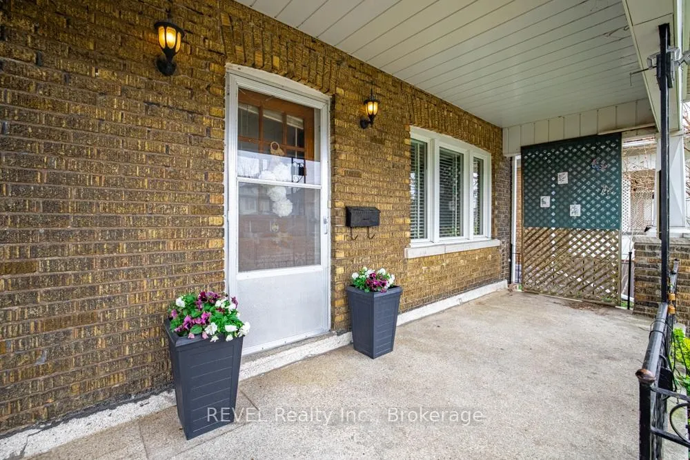 Photo 4 of 5176 Willmott Street, Niagara Falls, Cherrywood — HOMEH