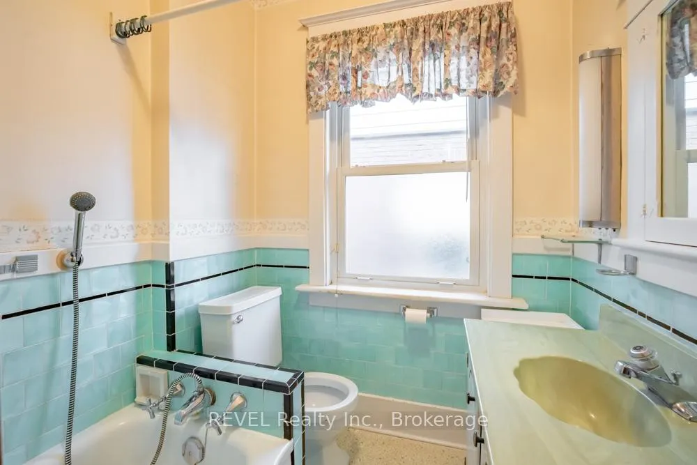 Photo 16 of 5176 Willmott Street, Niagara Falls, Cherrywood — HOMEH