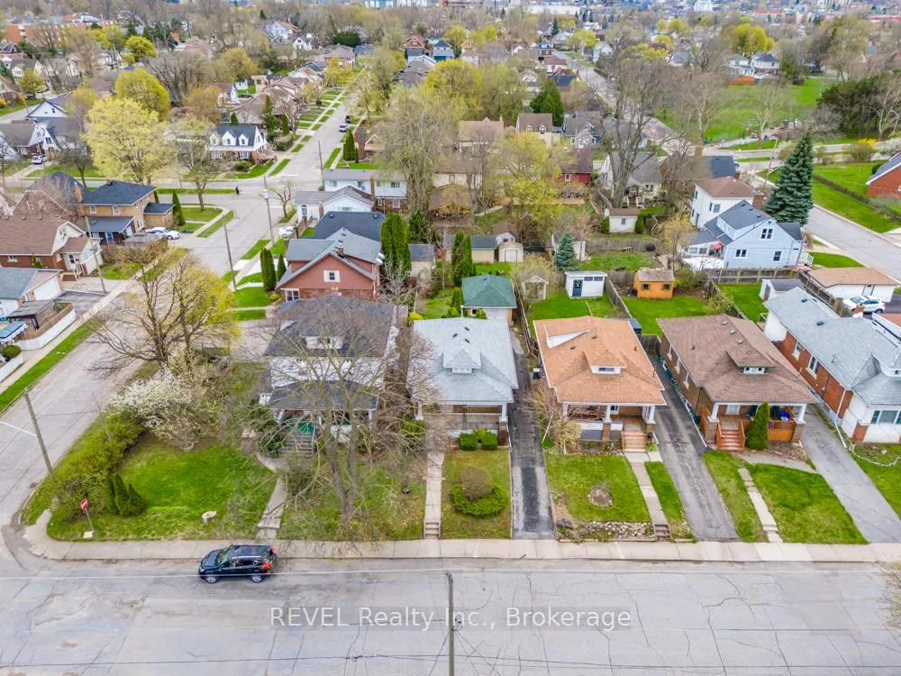 Photo 24 of 5176 Willmott Street, Niagara Falls, Cherrywood — HOMEH