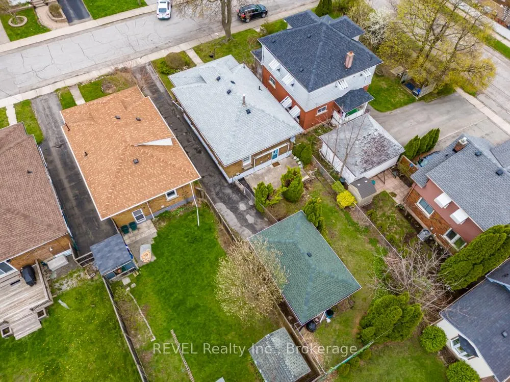 Photo 27 of 5176 Willmott Street, Niagara Falls, Cherrywood — HOMEH