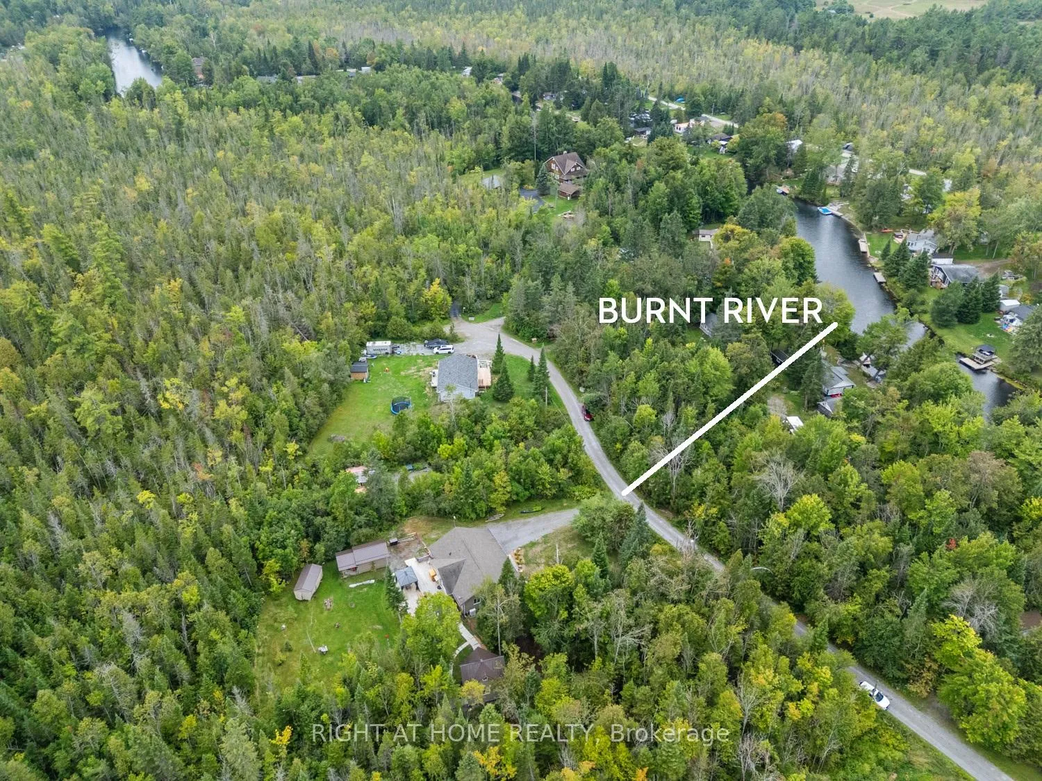 Photo 7 of 89 River Road, Kawartha Lakes, Fenelon Falls — HOMEH