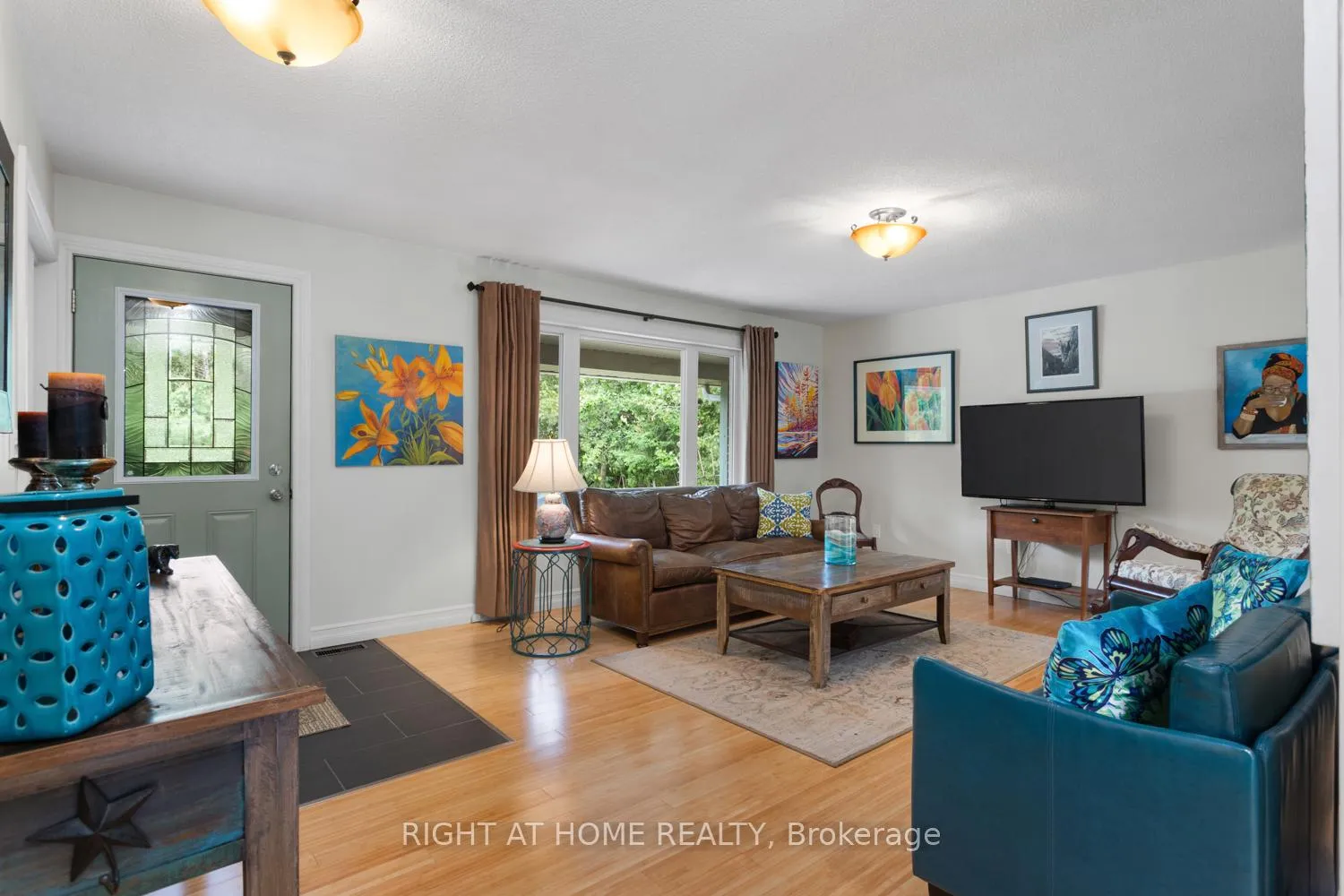 Photo 10 of 89 River Road, Kawartha Lakes, Fenelon Falls — HOMEH