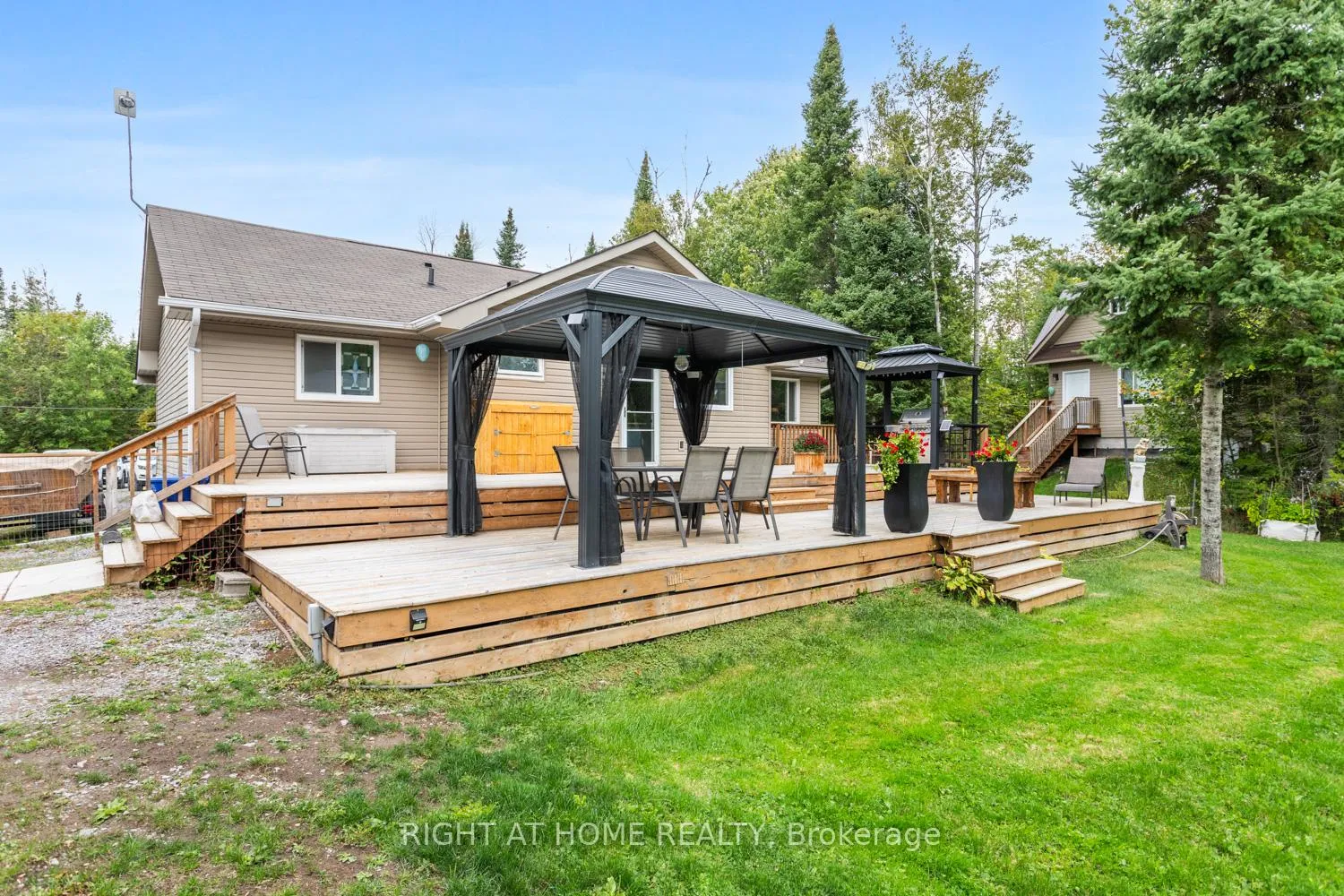 Photo 37 of 89 River Road, Kawartha Lakes, Fenelon Falls — HOMEH