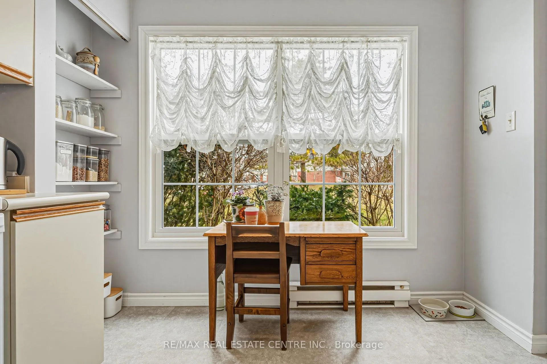 Photo 8 of Unit 25, 26 Poplar Drive, Cambridge — HOMEH