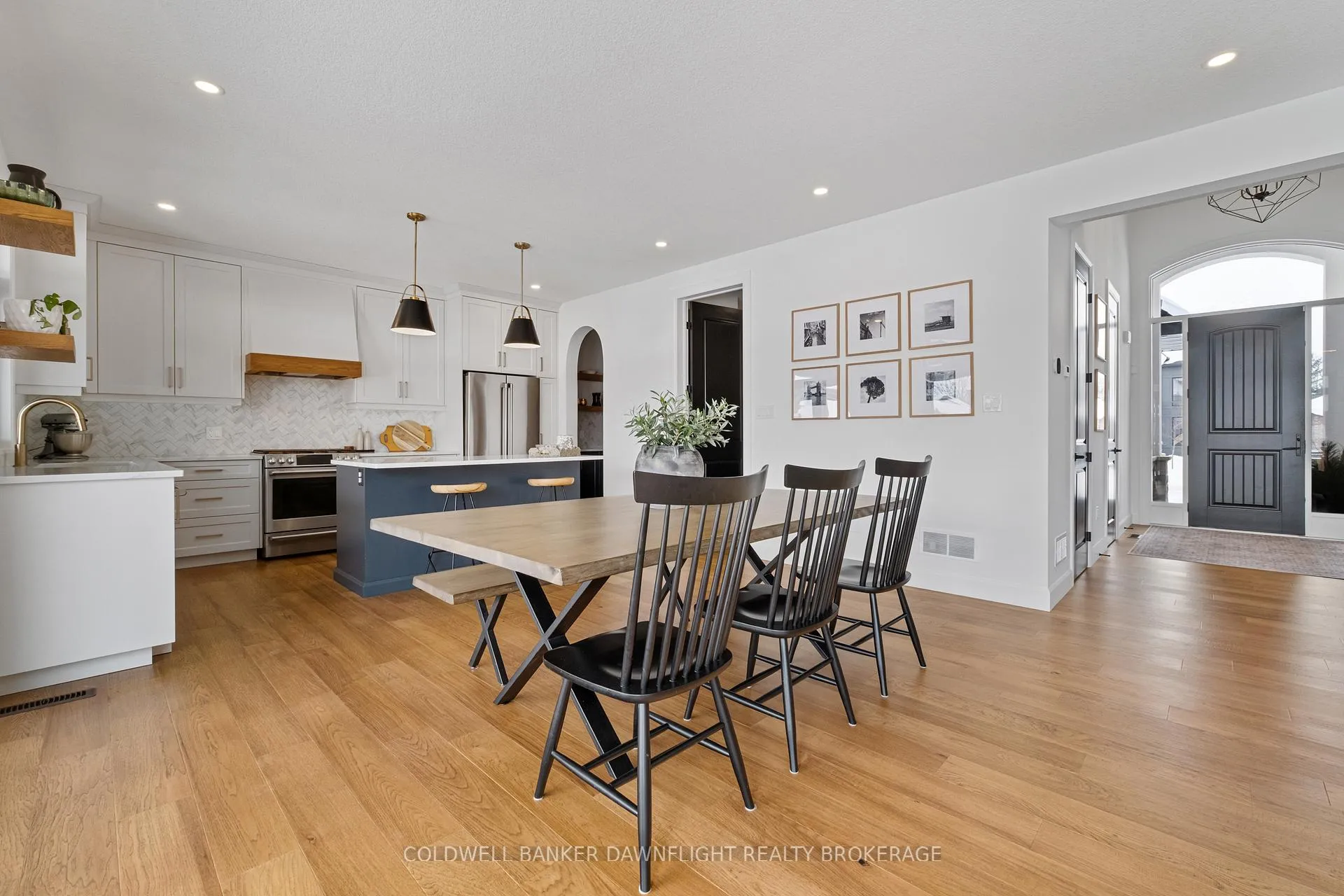 Photo 9 of 160 Foxborough Place, Thames Centre, Thorndale — HOMEH