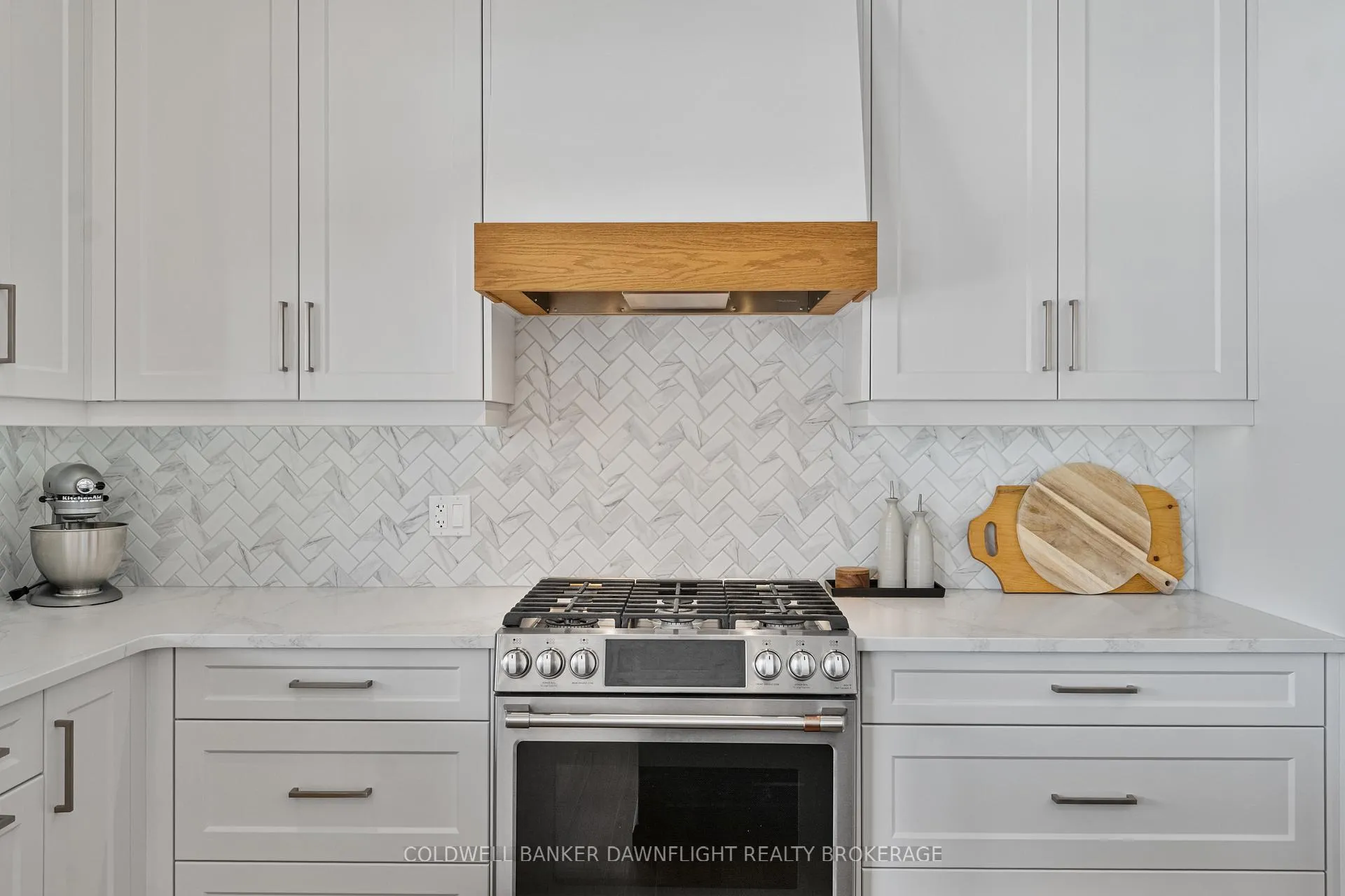 Photo 11 of 160 Foxborough Place, Thames Centre, Thorndale — HOMEH