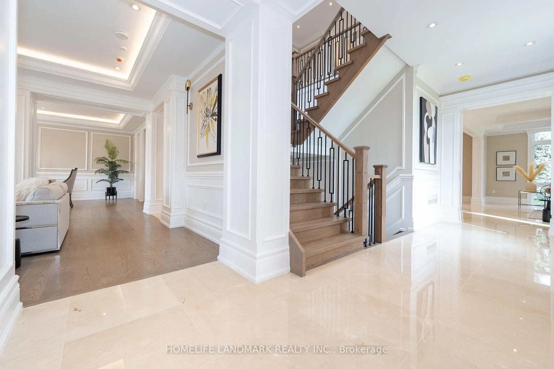 Photo 4 of 104 Dexter Road E, Richmond Hill, North Richvale — HOMEH